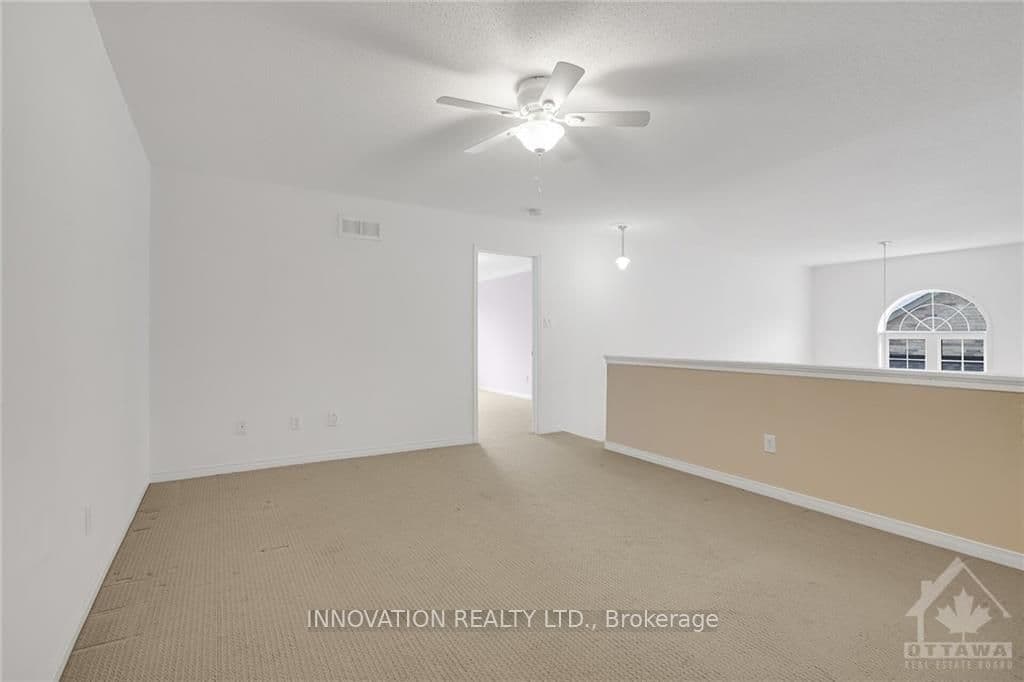 8 VEZINA Place photo 19