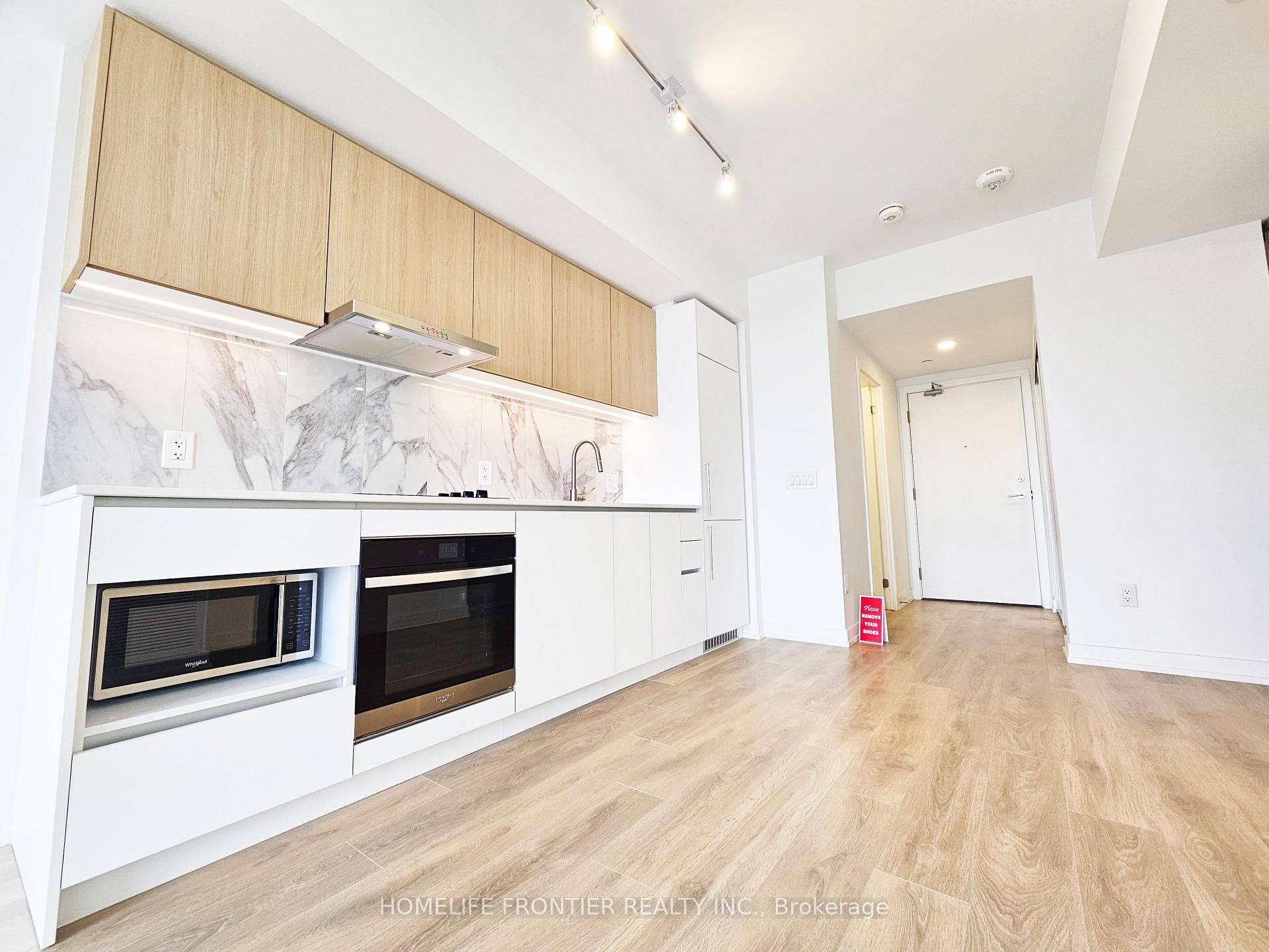 1100 Sheppard Avenue Unit 918 photo 5