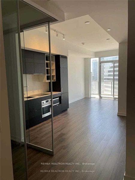 20 Edward Street Unit 2106 photo 6
