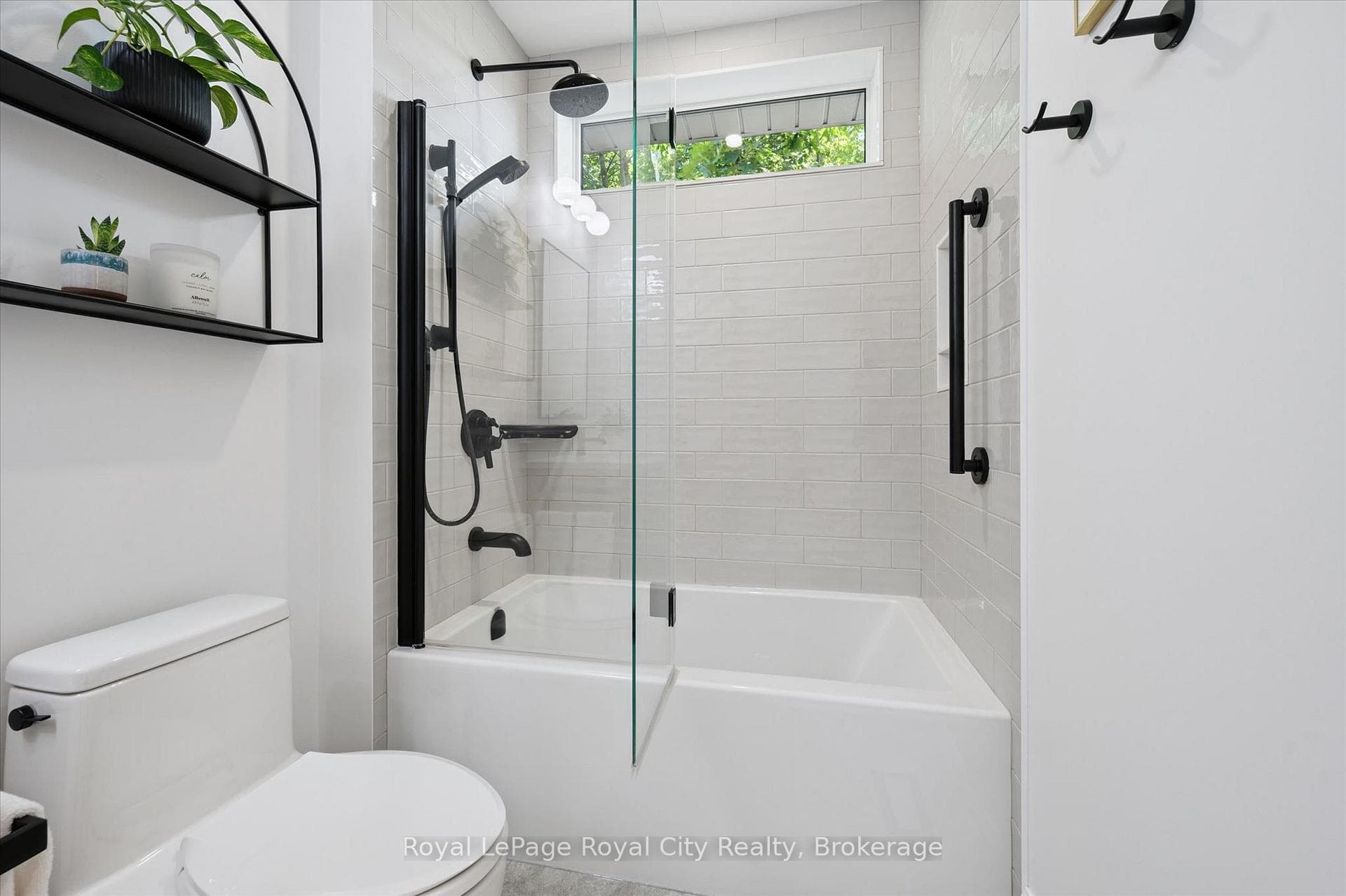 164 King Street photo 22