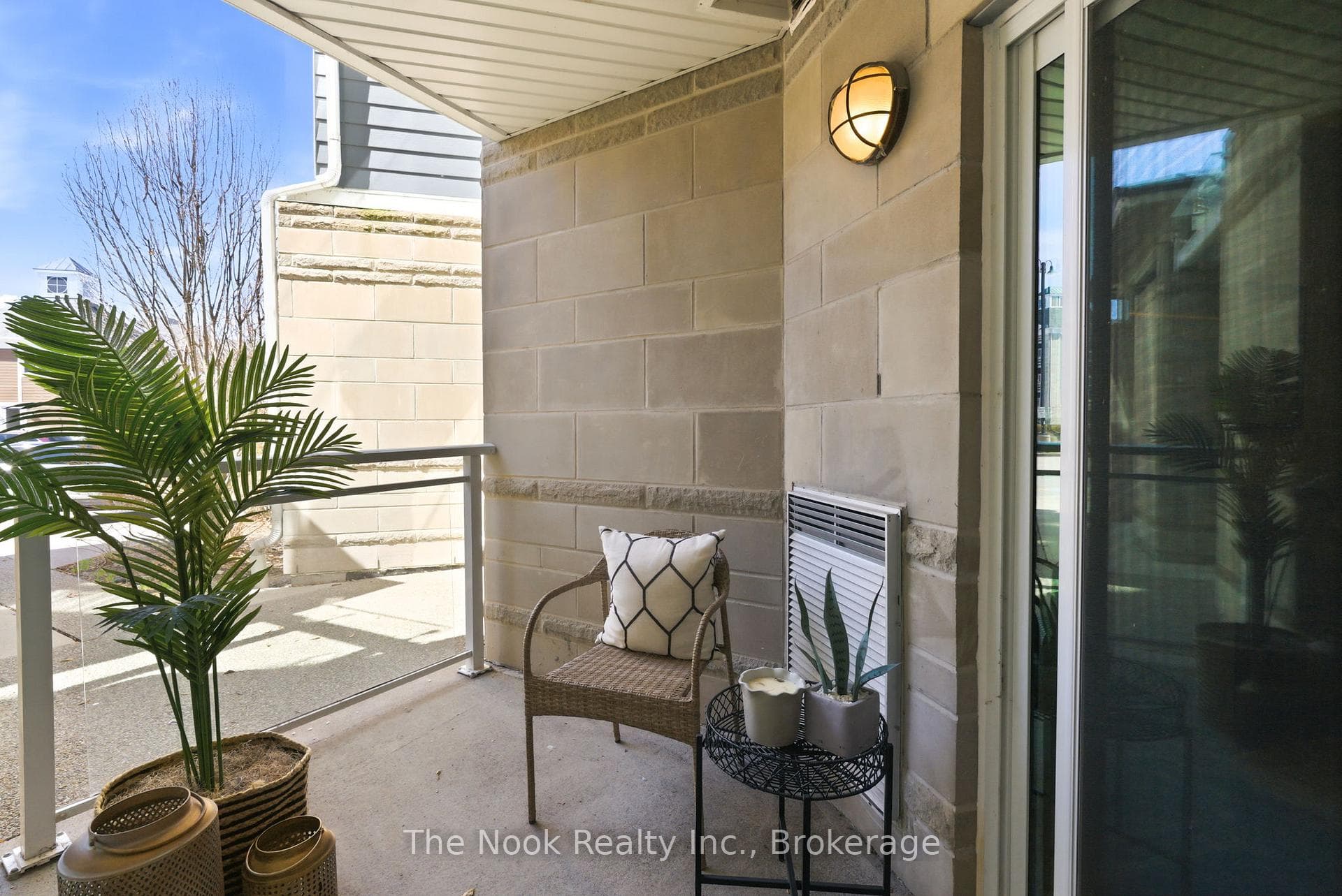 670 Gordon Street Unit 101 photo 14