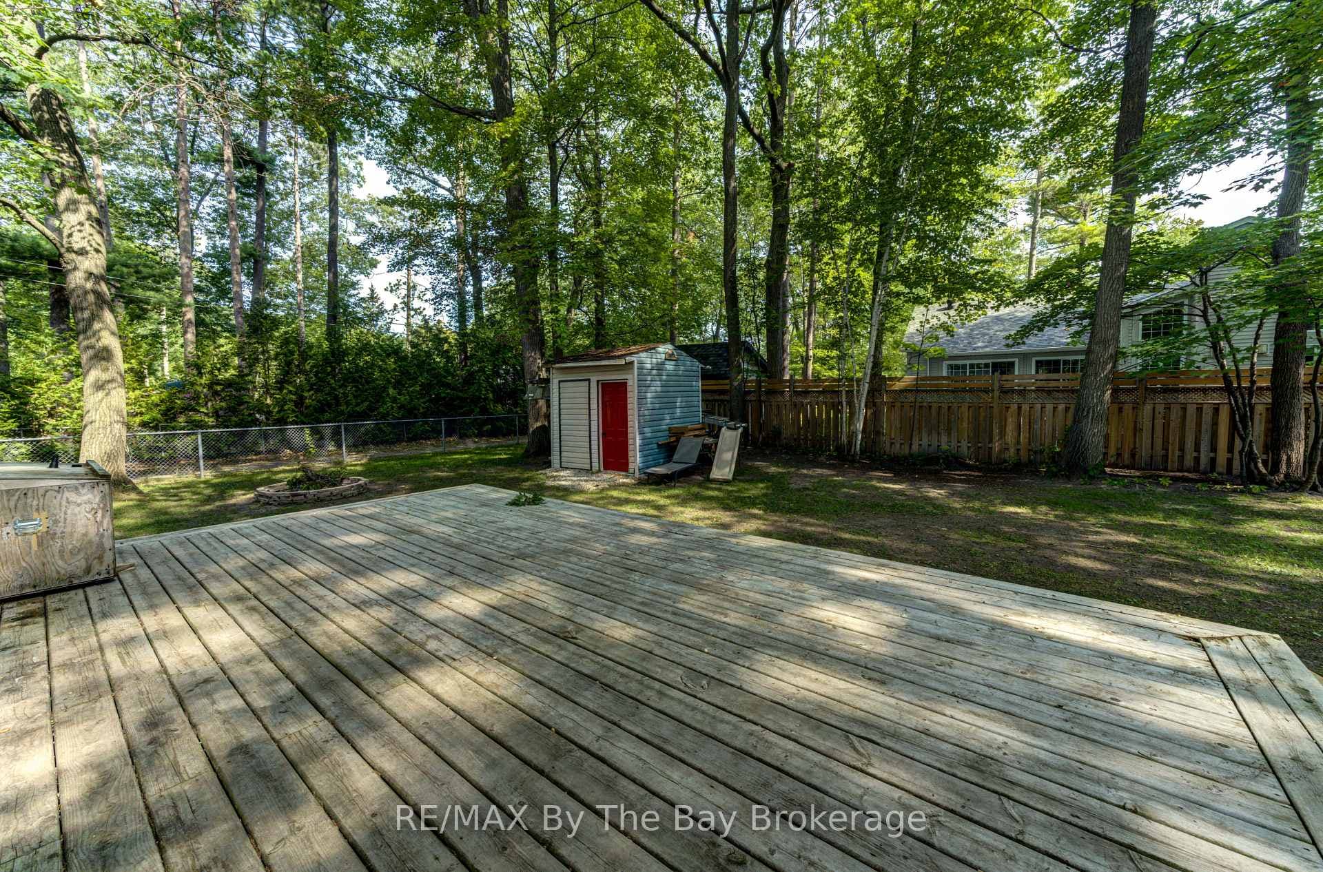 717 Oxbow Park Drive photo 27