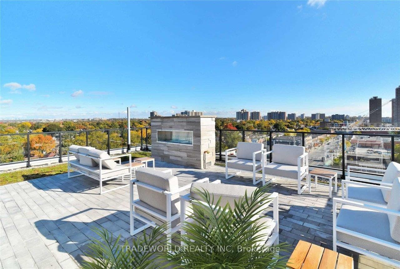 2301 Danforth Avenue Unit 326 photo 13