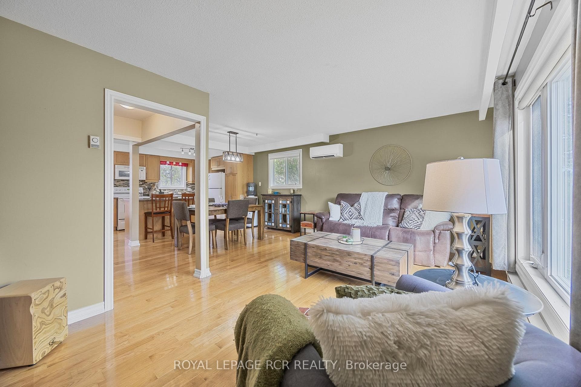 20 JAMIESON Drive photo 5