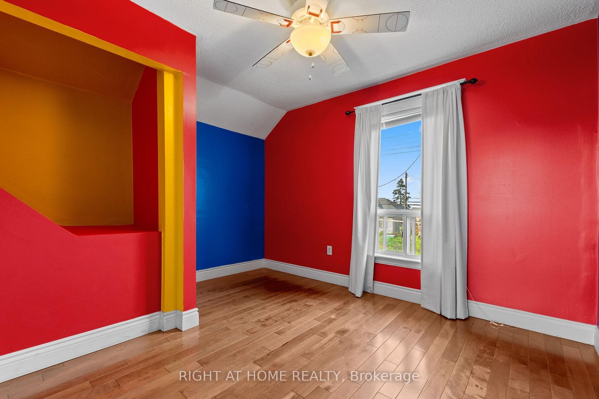 204 Beach Boulevard photo 23