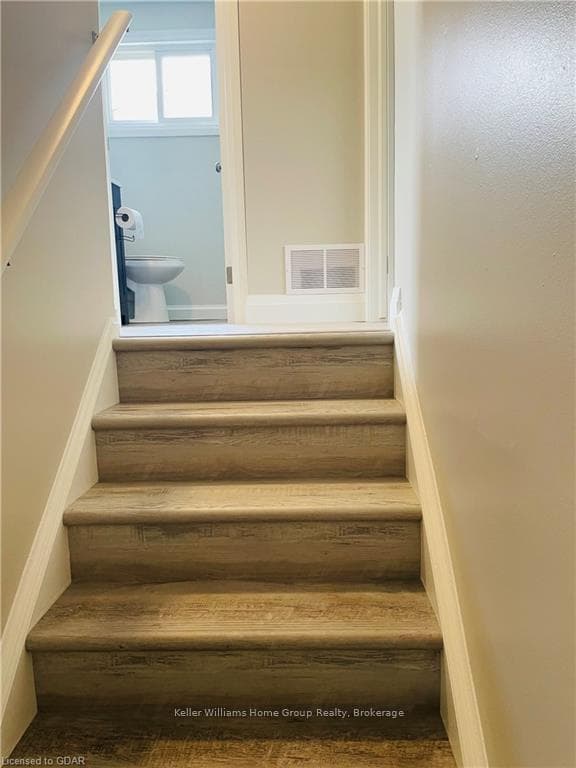 312 COLE Road Unit Upper photo 15