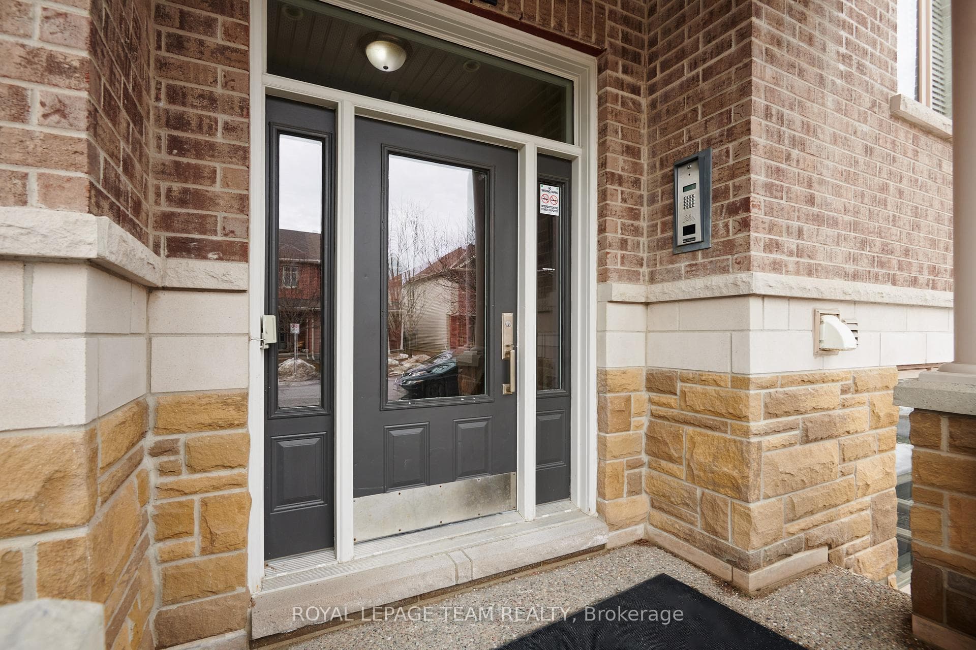 168 Hornchurch Lane Unit E photo 6
