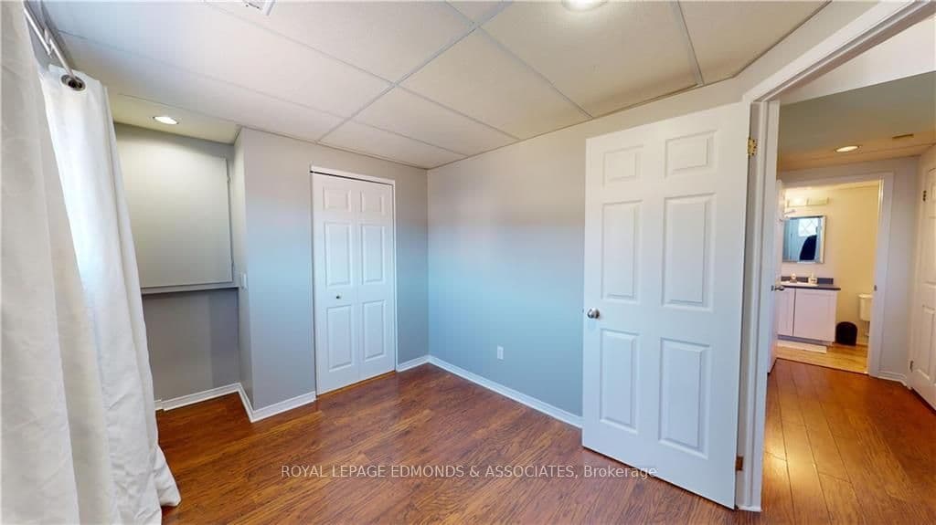 34 NORTHBROOK Road photo 22