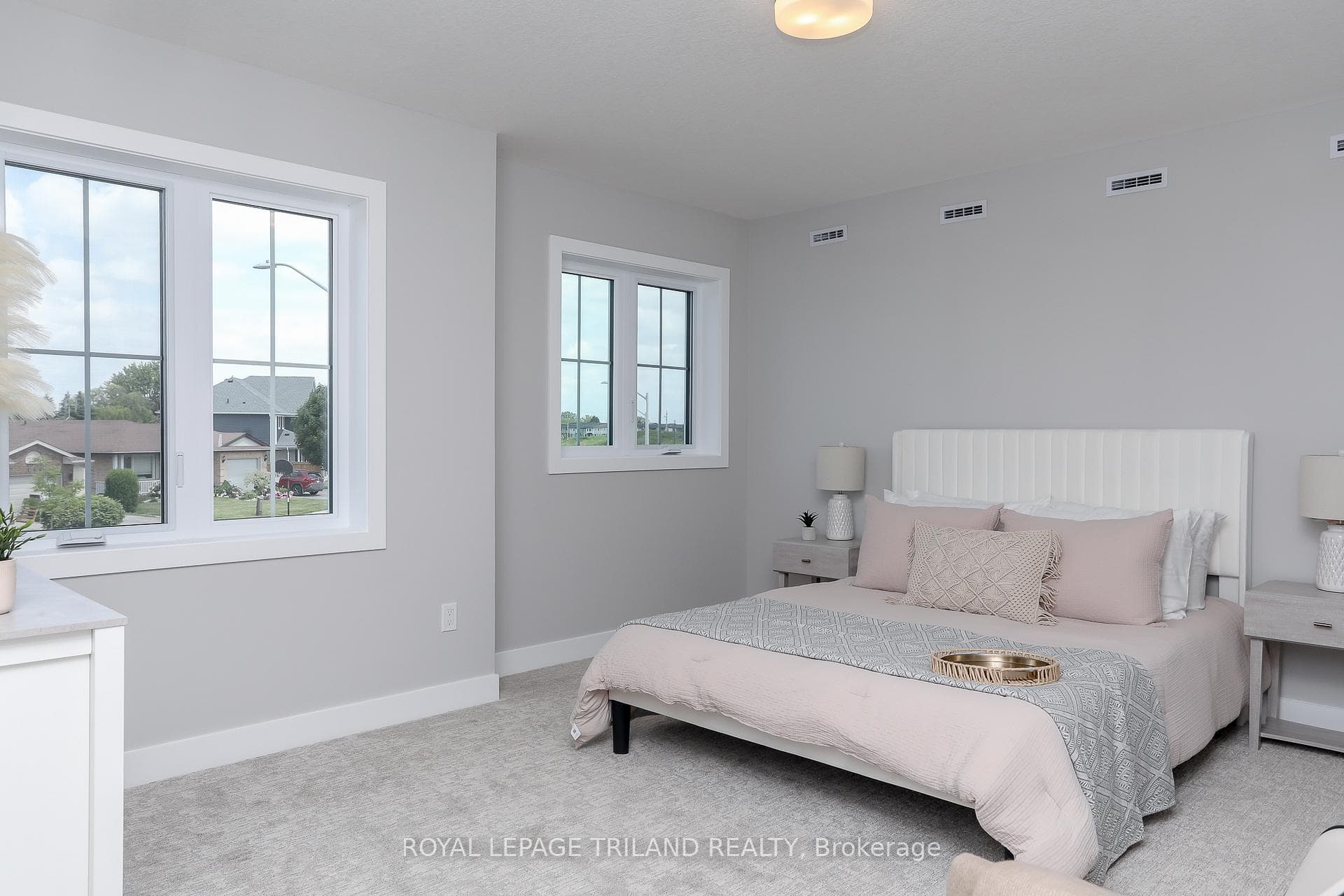 134 Manor Road photo 23