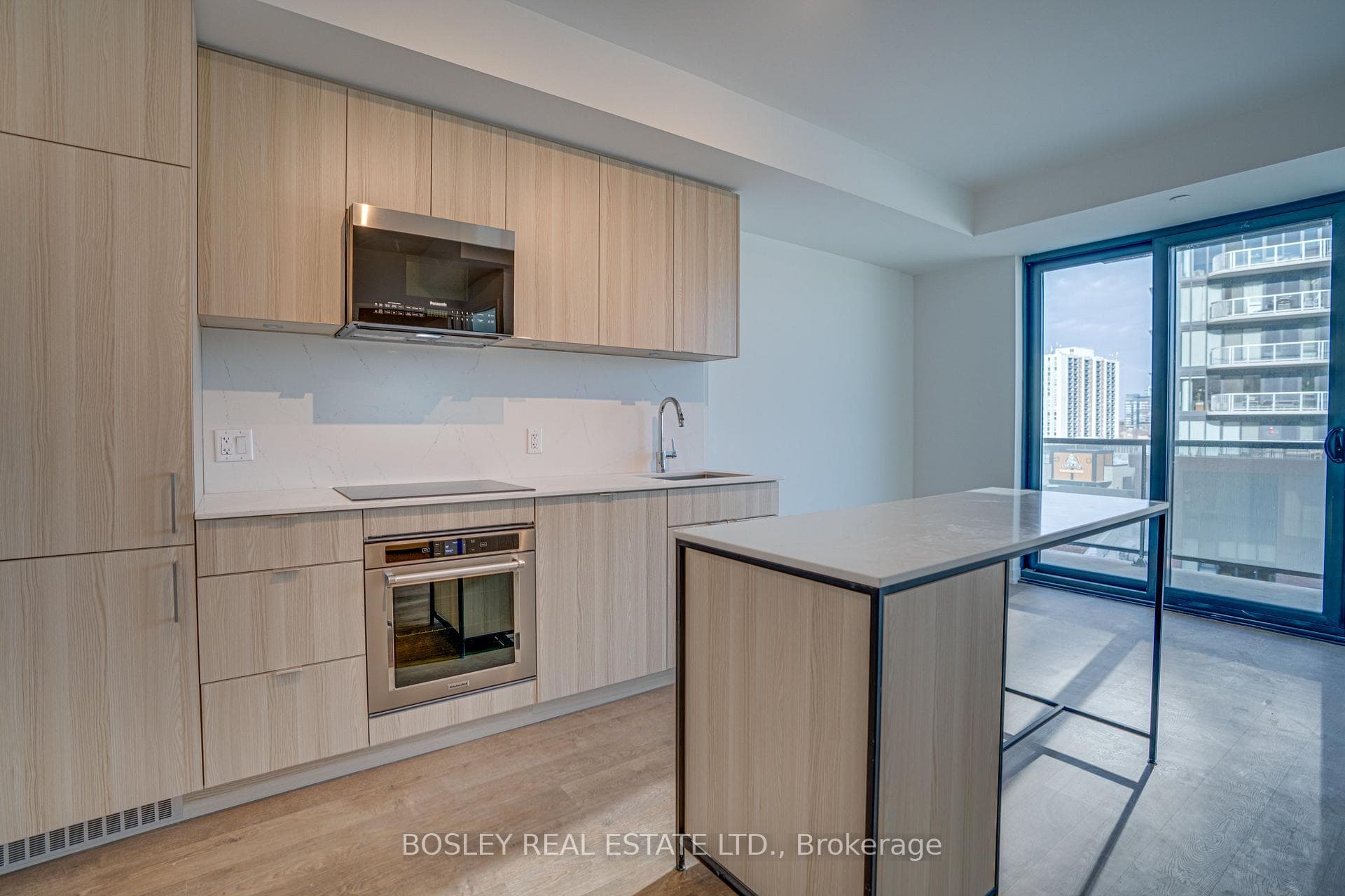 Suite 414