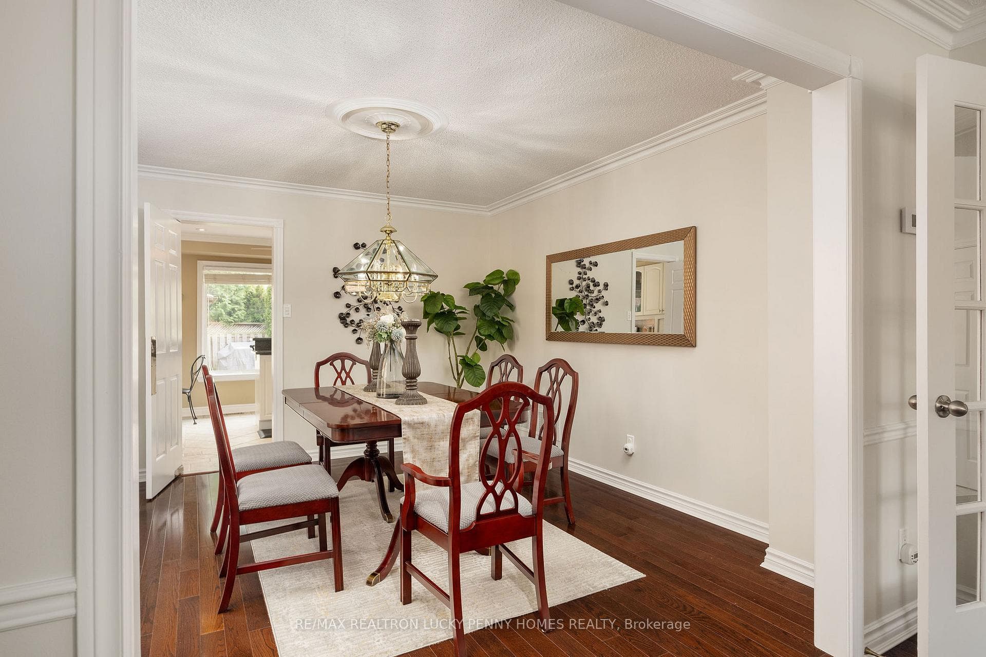3 Goodmills Court photo 9