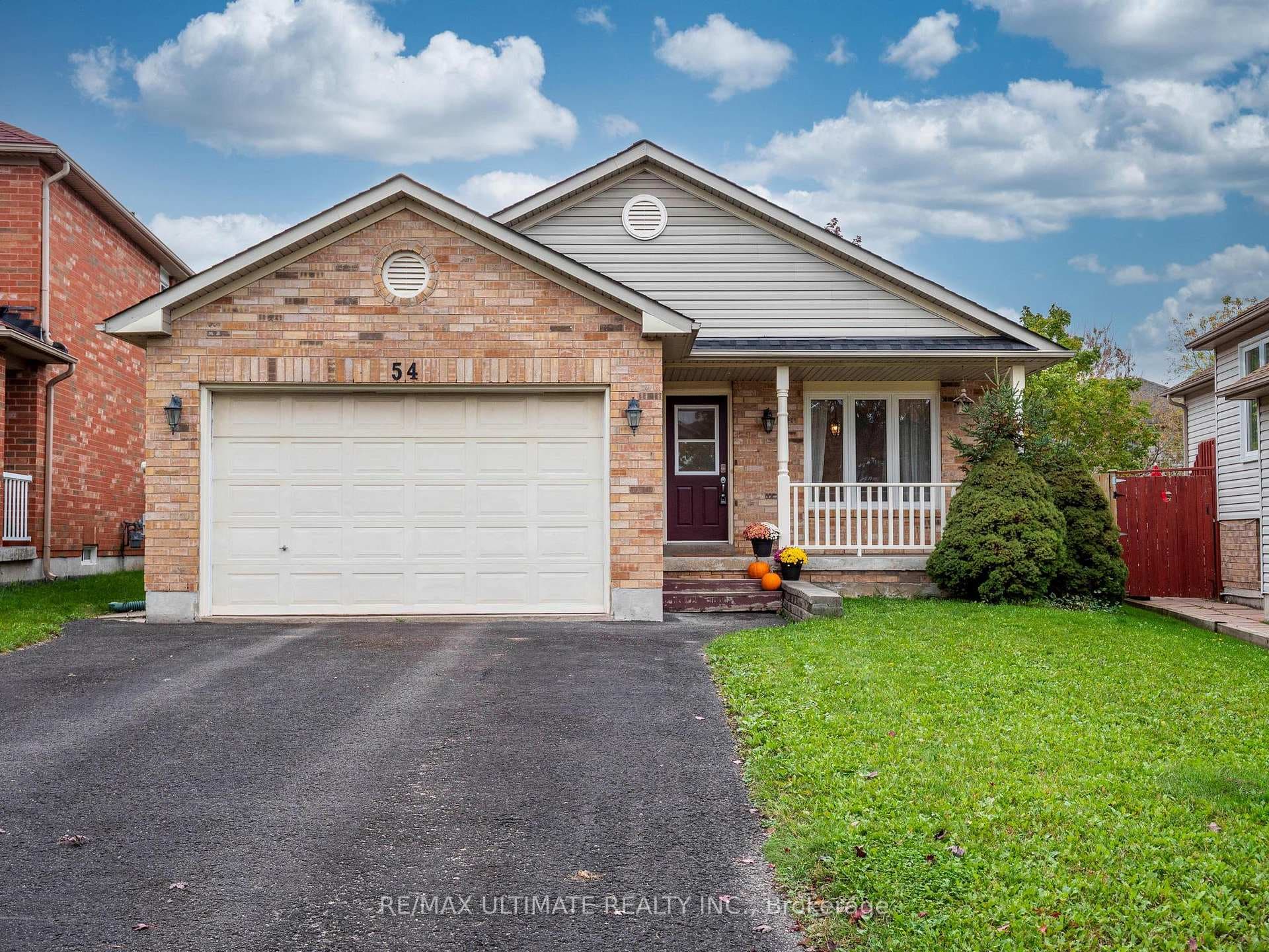 54 Leggott Avenue Unit Main photo 1