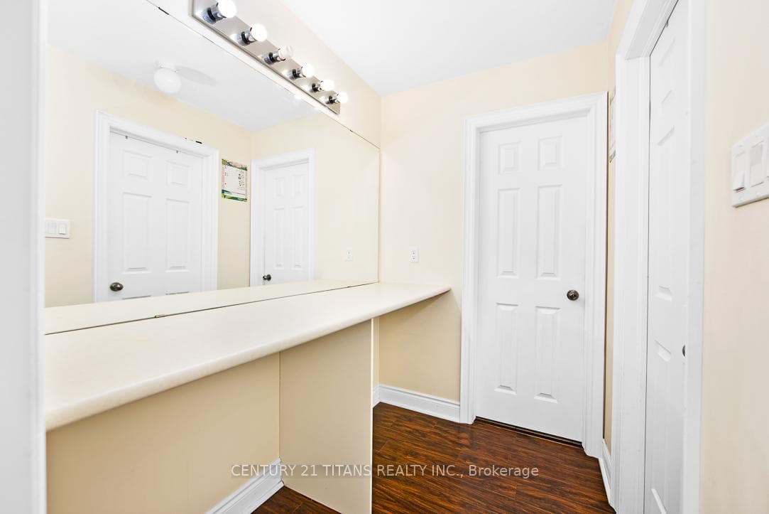 2 Joseph Street photo 14