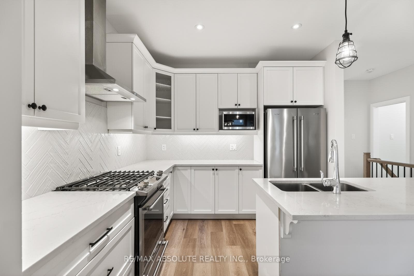 106 MCPHAIL Road photo 8