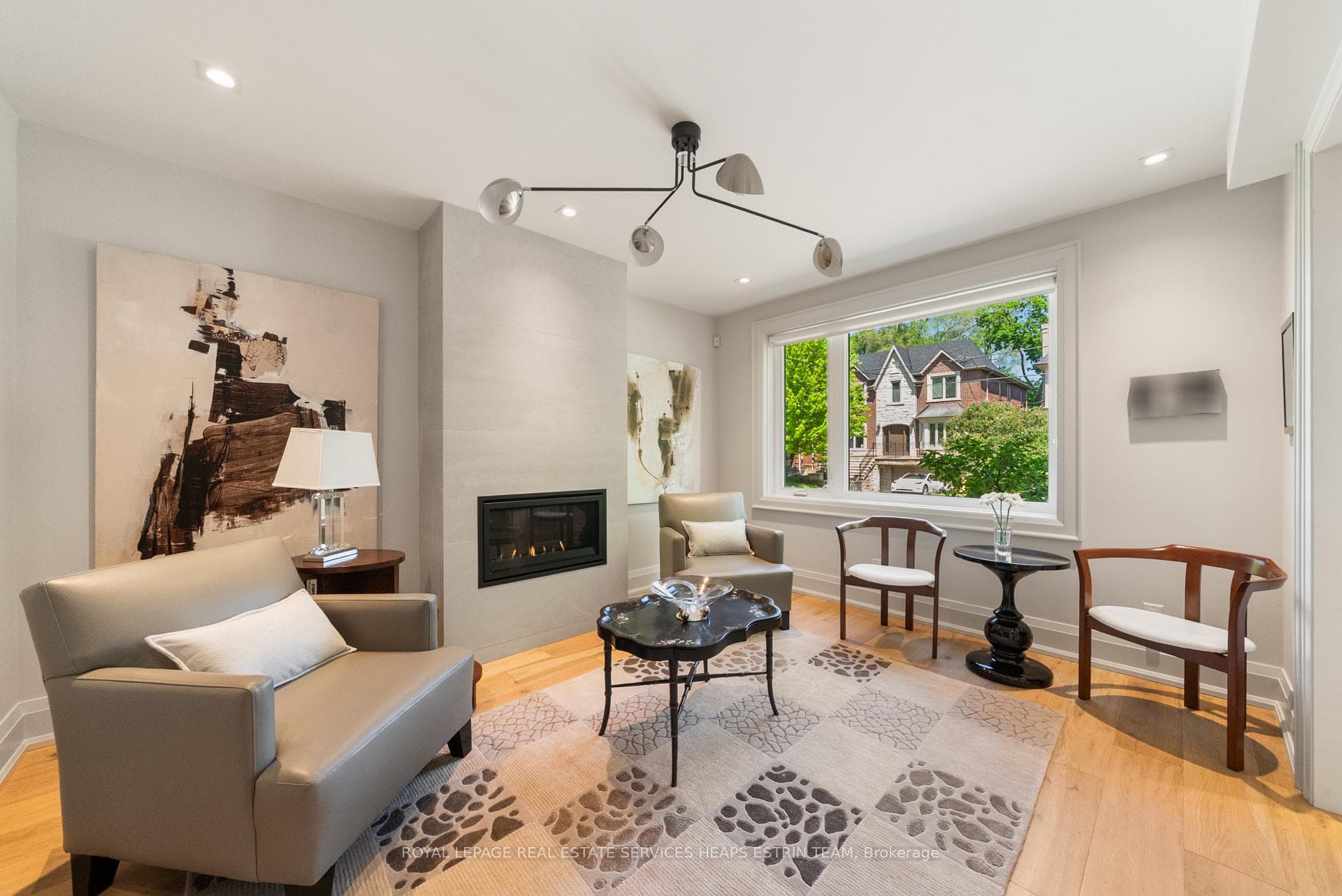 565 Deloraine Avenue photo 4