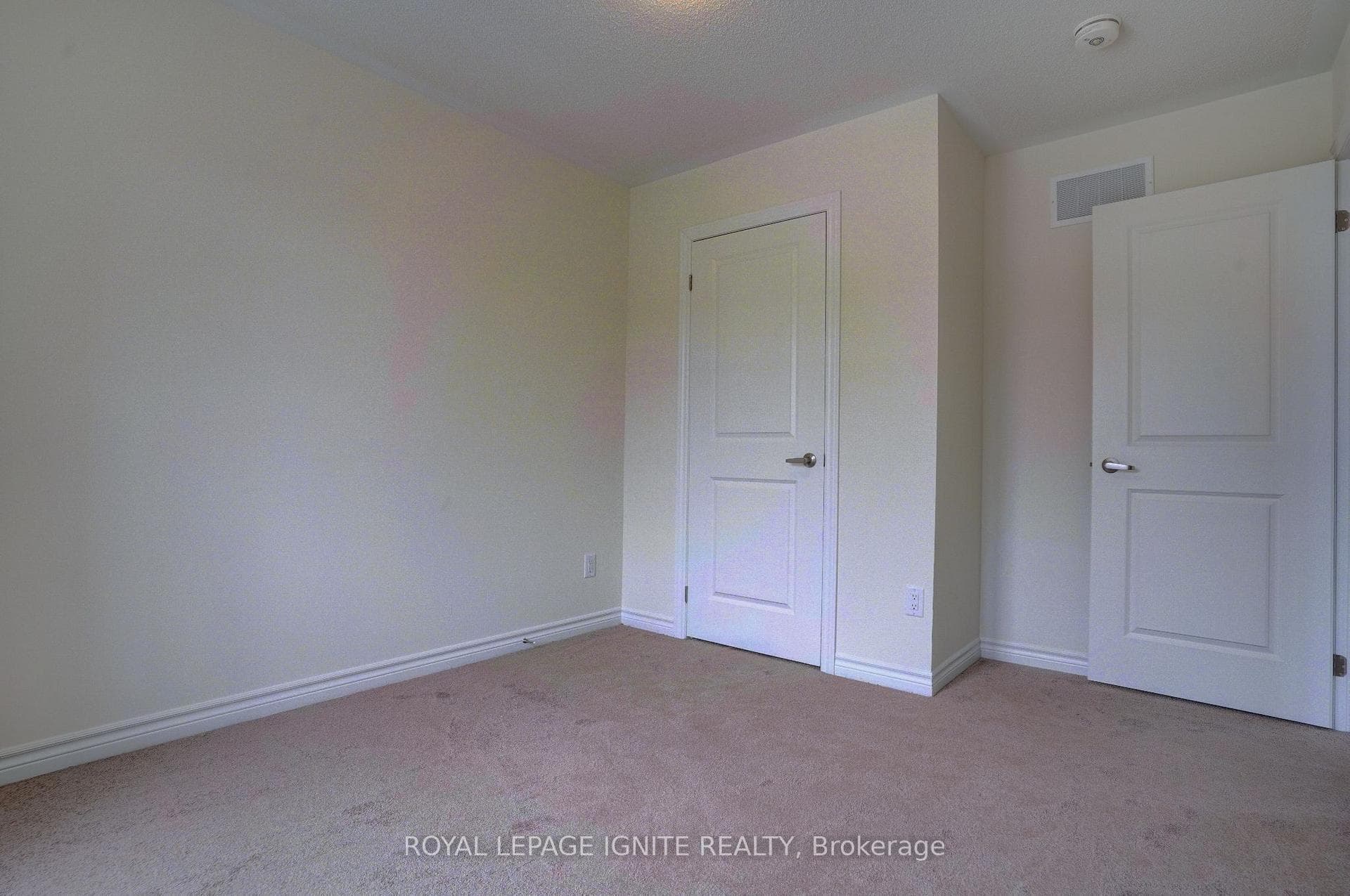 2423 Angora Street photo 22