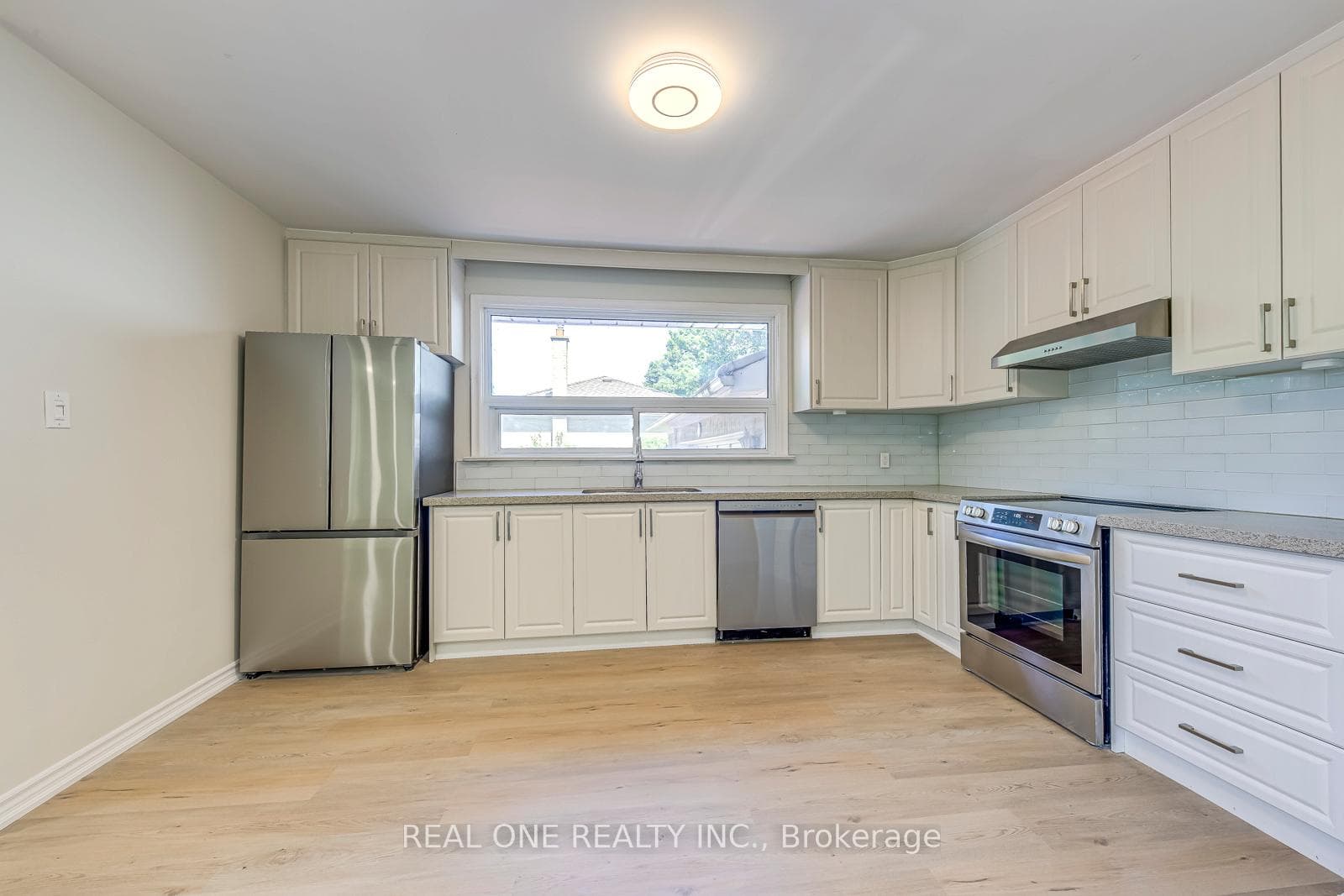 173 Hampton Heath Road Unit Main photo 9