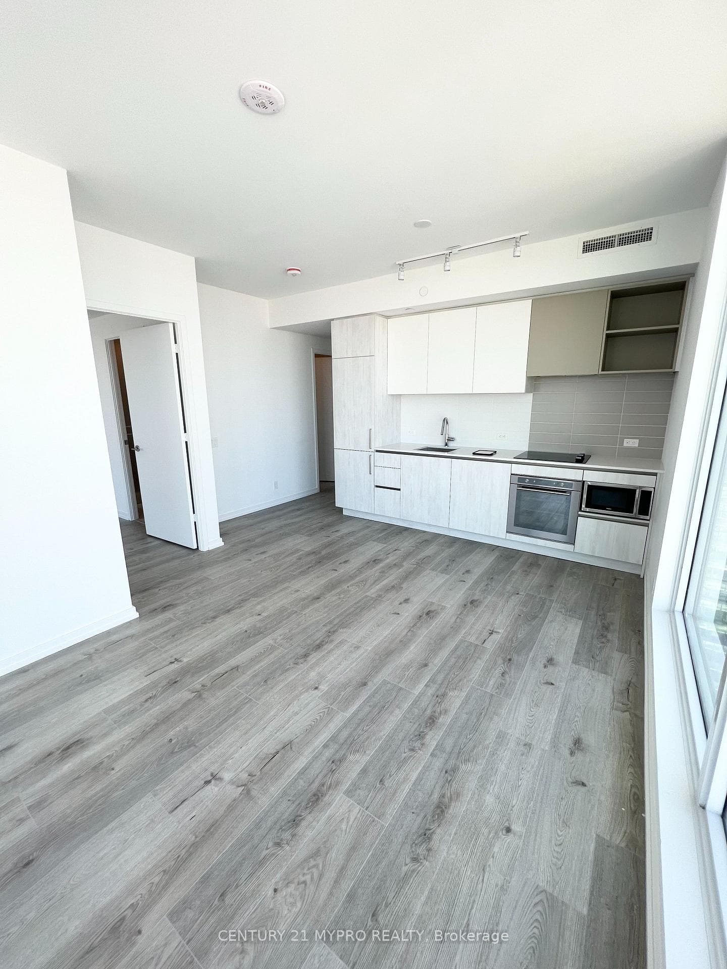 1000 Portage Parkway Unit 3711 photo 2