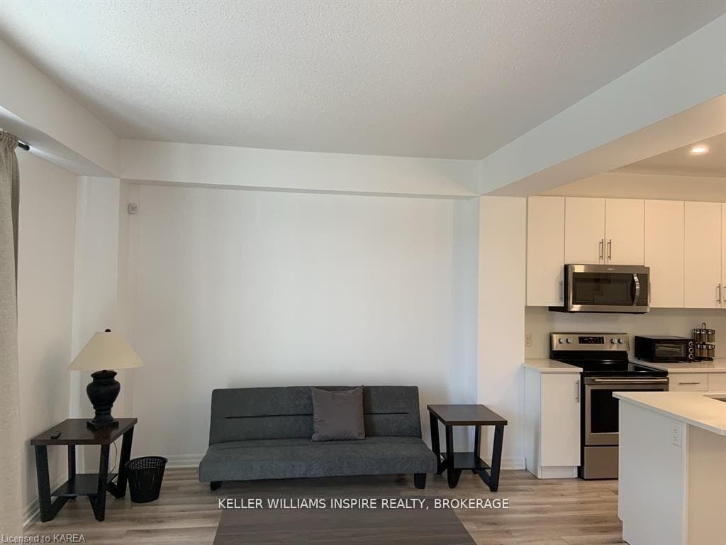 873 Stonewalk Drive photo 11