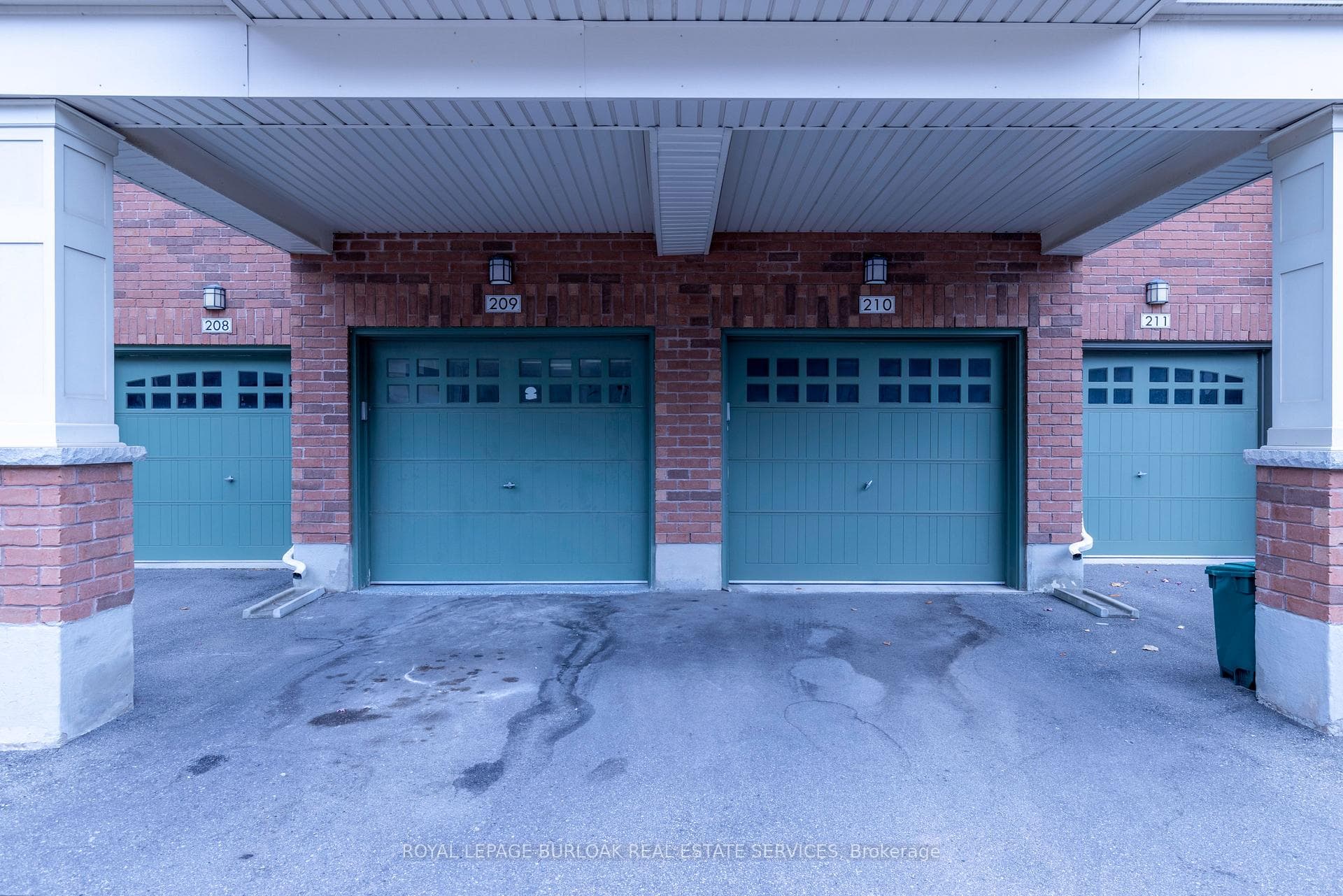 275 Roxton Road Unit 302 photo 17