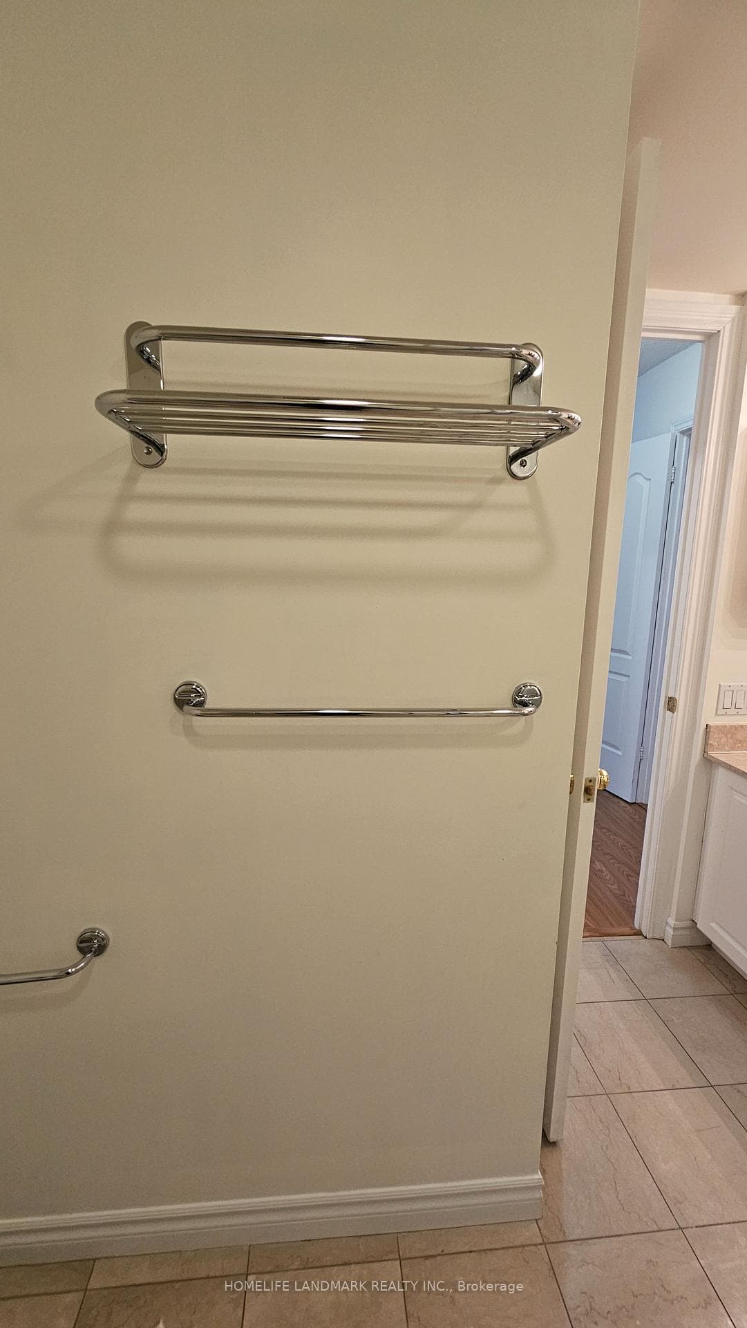 18 William Carson Crescent Unit 307 photo 16