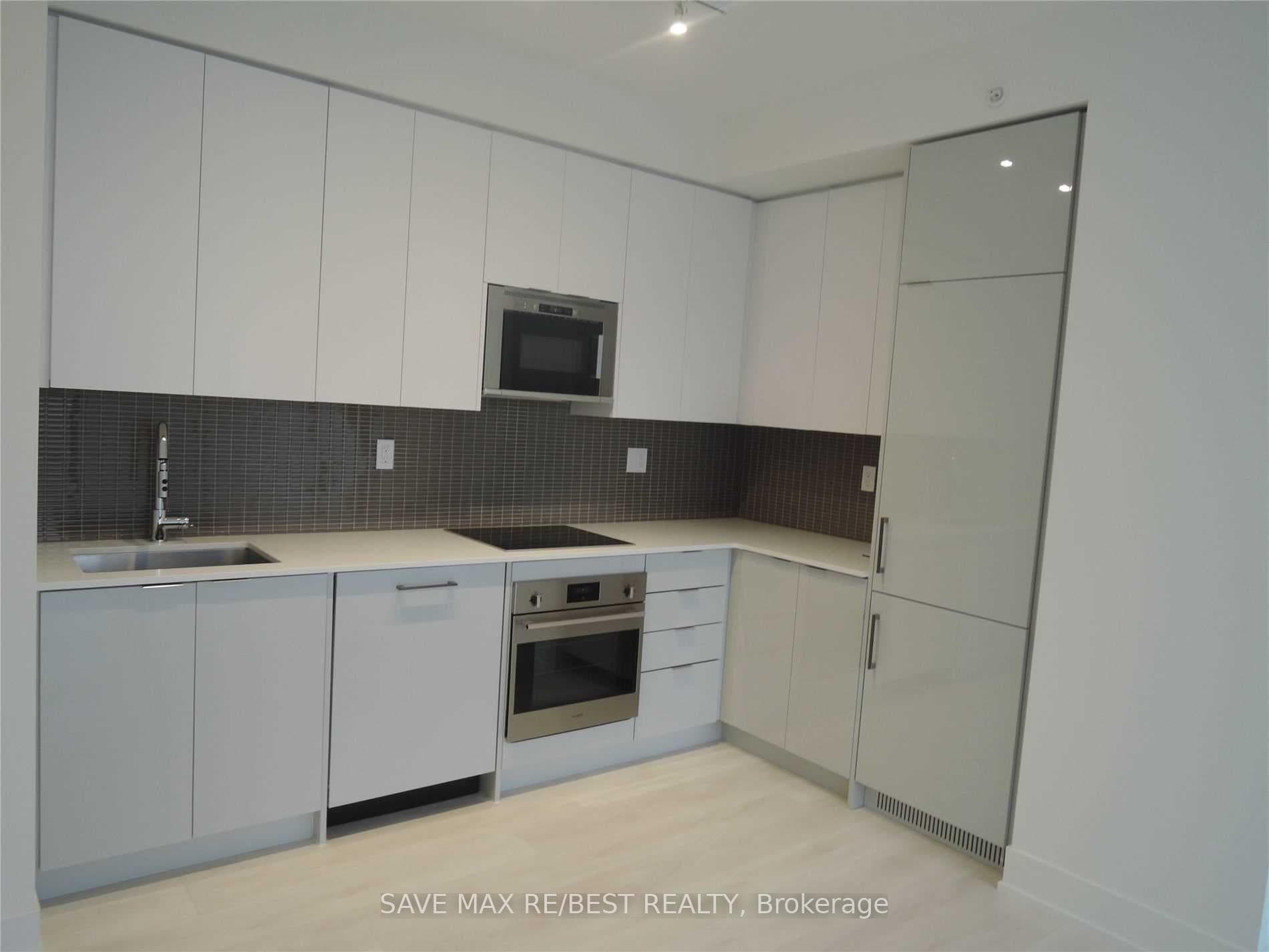2908 Highway 7 Road Unit 402 photo 8