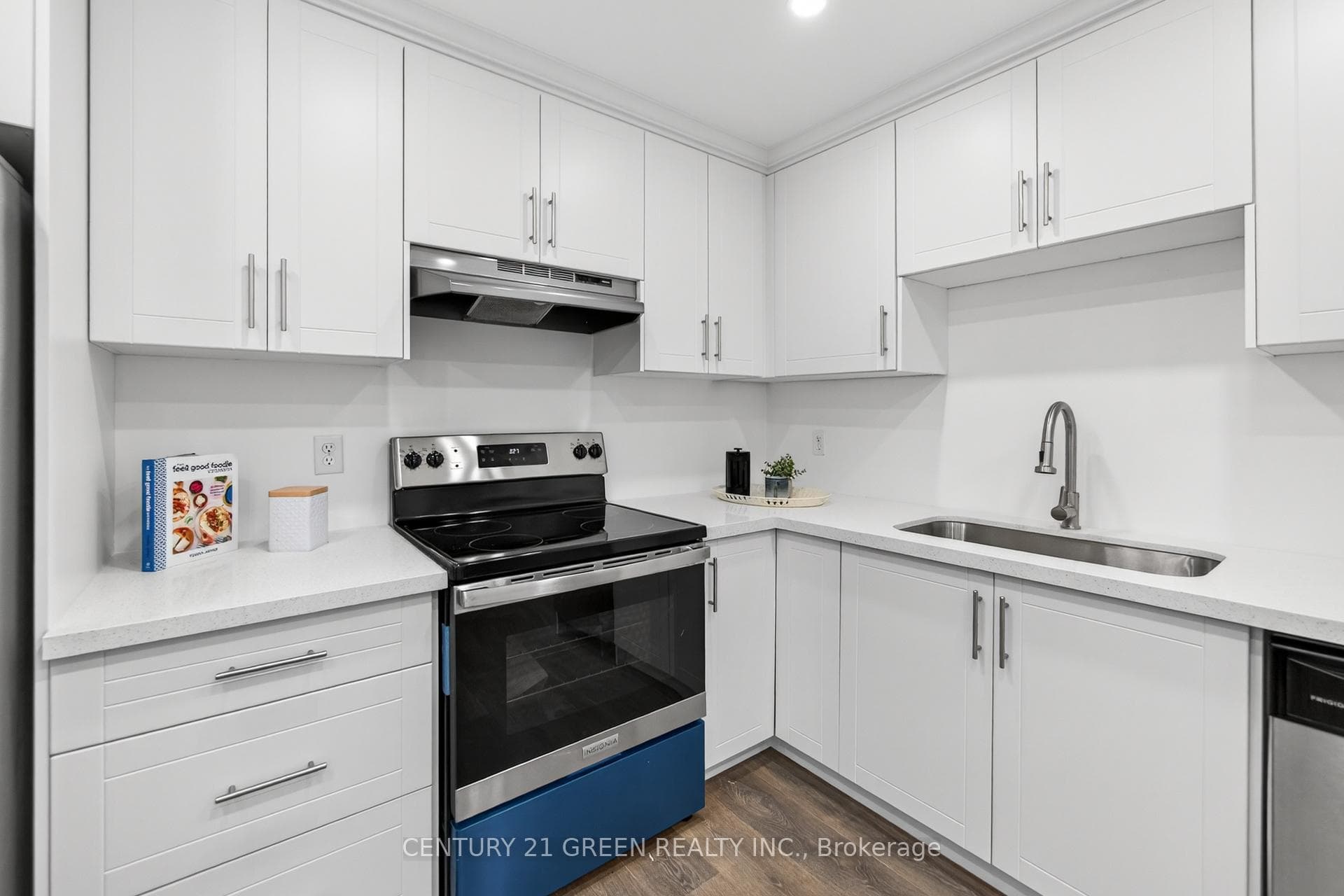 650 CHILDS Drive Unit 9 photo 27