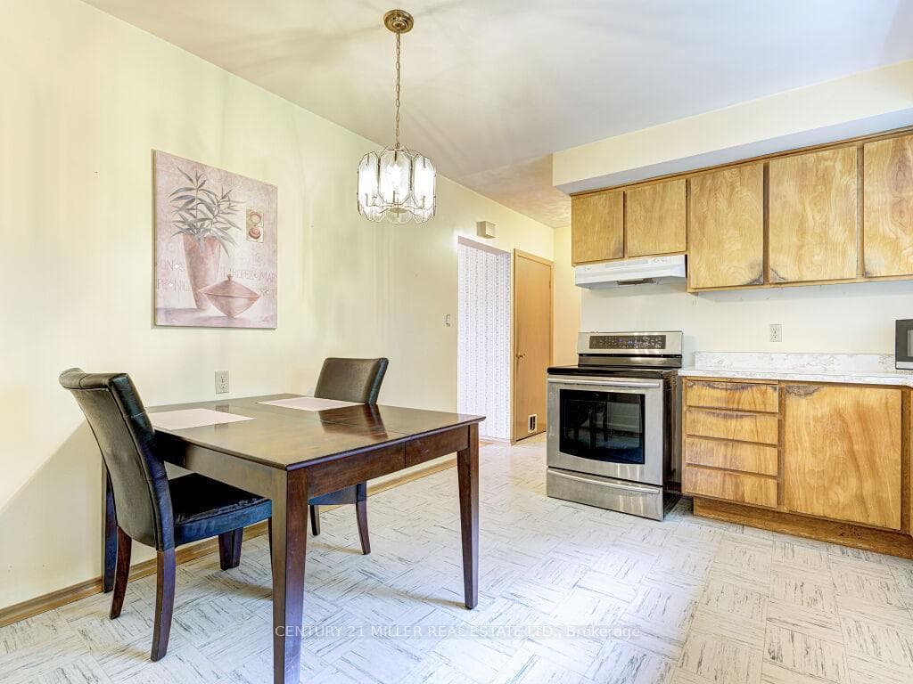 62 Mountbatten Drive photo 17