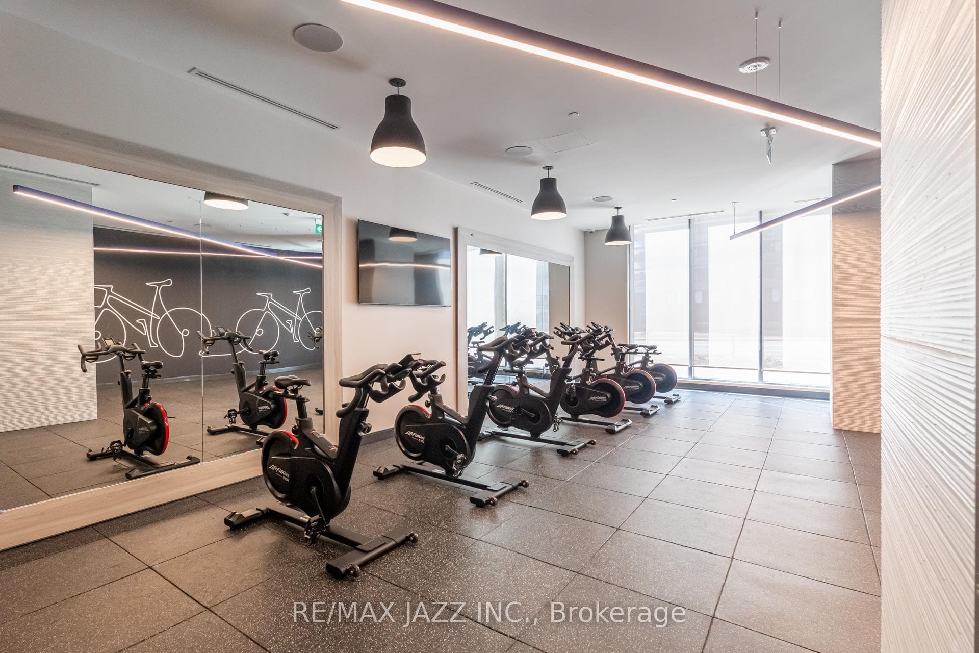 2545 Simcoe Street Unit 2102 photo 43