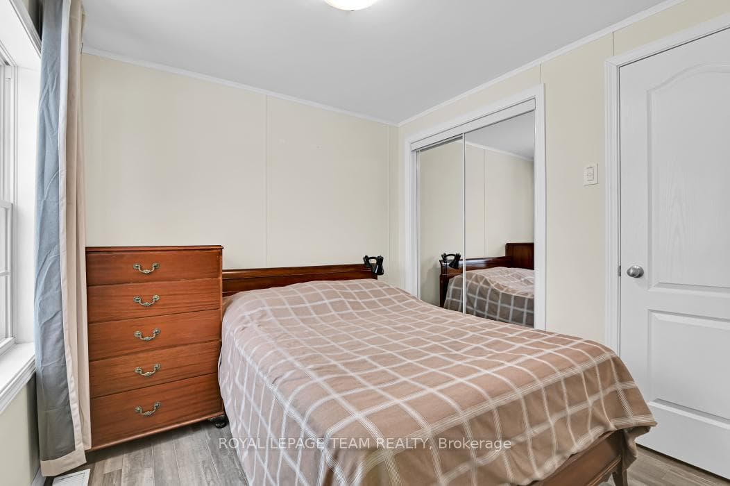 11 Bonner Street photo 23