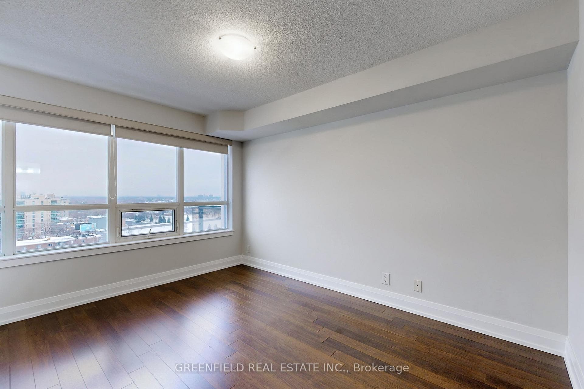 1060 Sheppard Avenue Unit 1005 photo 16