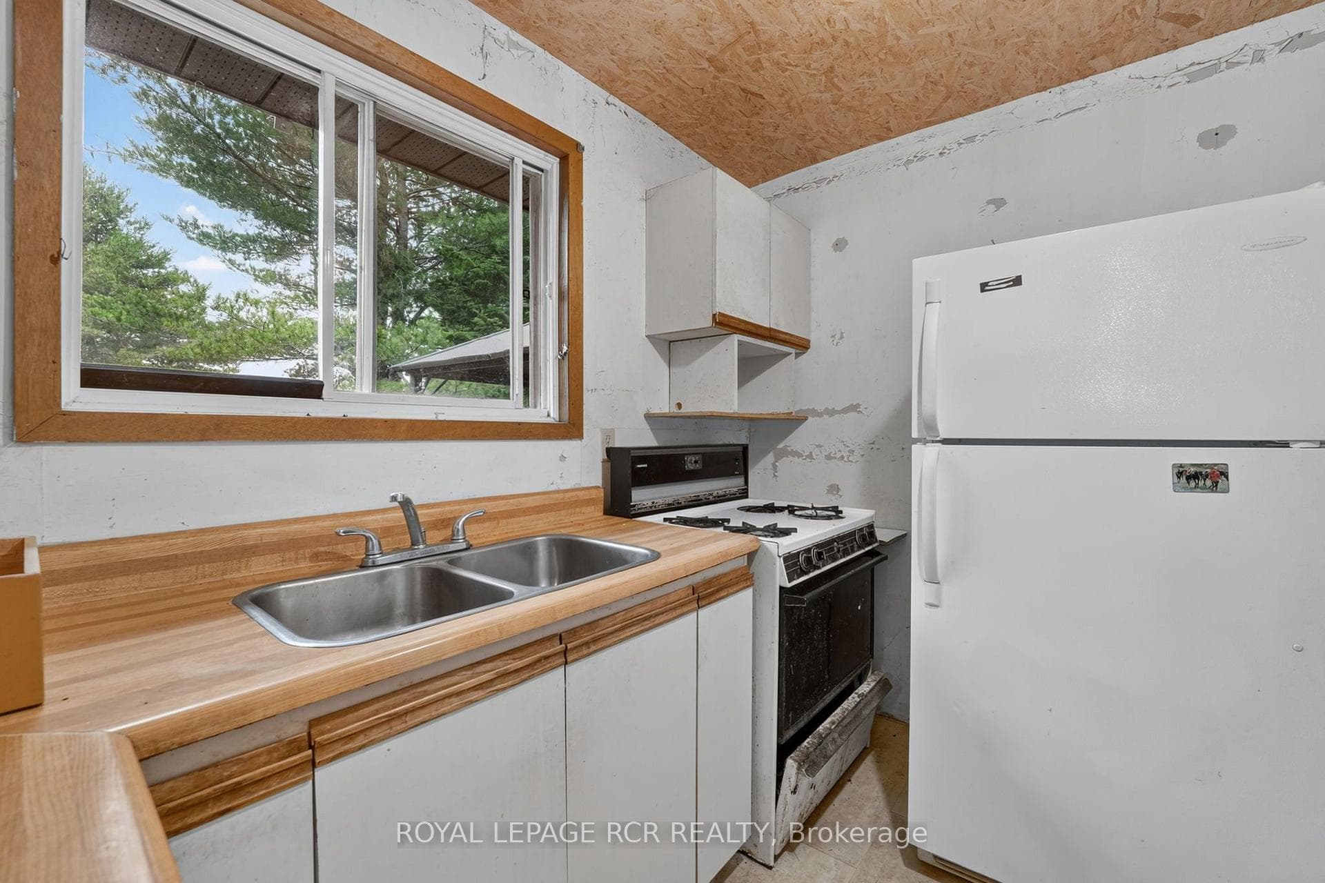 1101 Peter Road photo 8