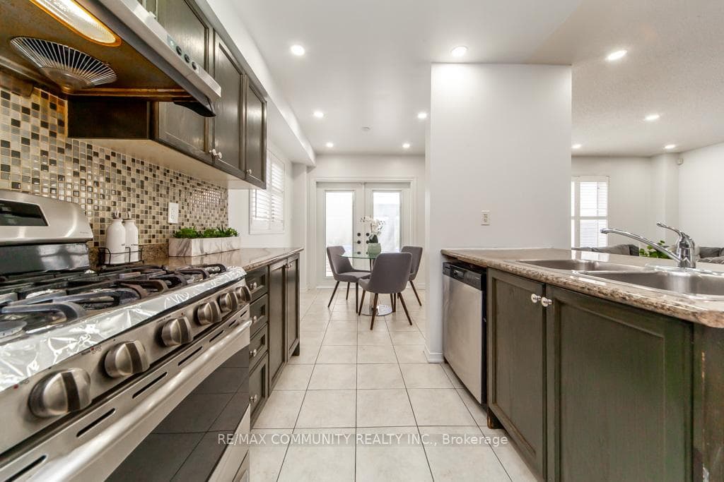 59 Formosa Avenue photo 14
