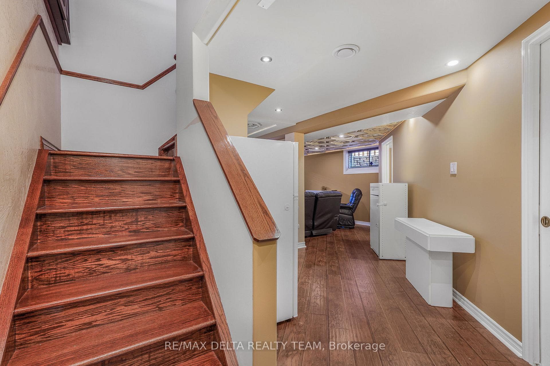 2040 Sunland Drive photo 22