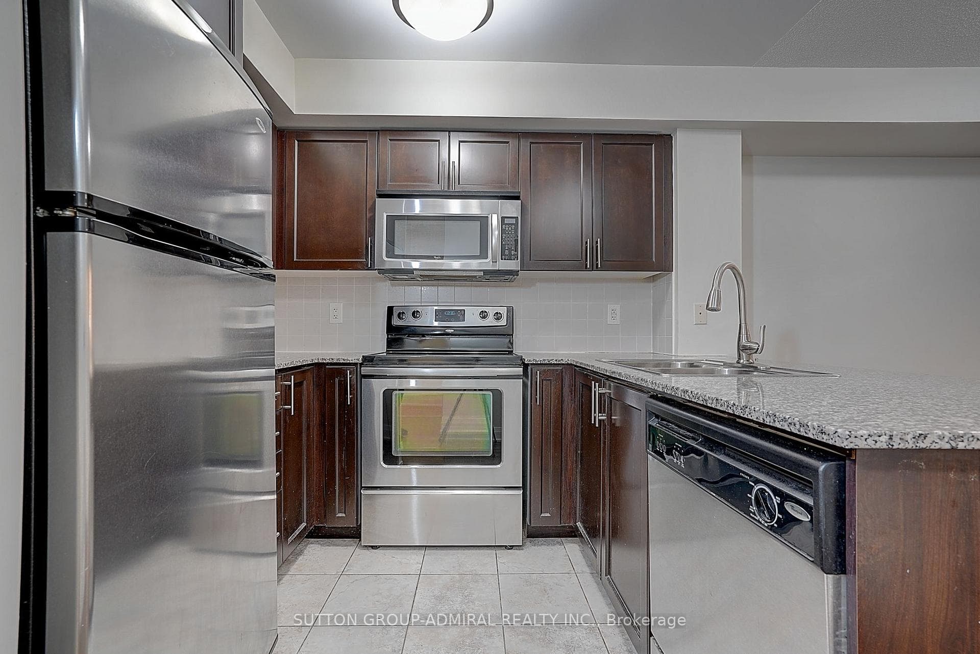 1060 Sheppard Avenue Unit 1408 photo 11