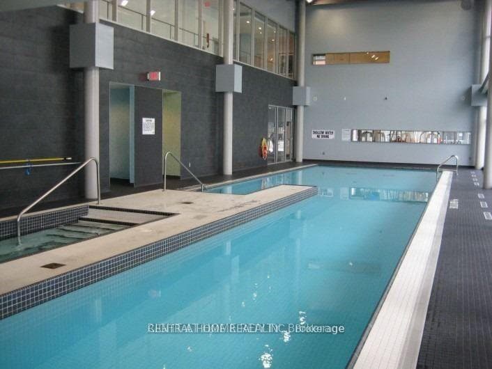 4K Spadina Avenue Unit 729 photo 13