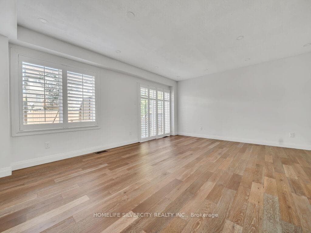 34 Renfrew Street photo 10