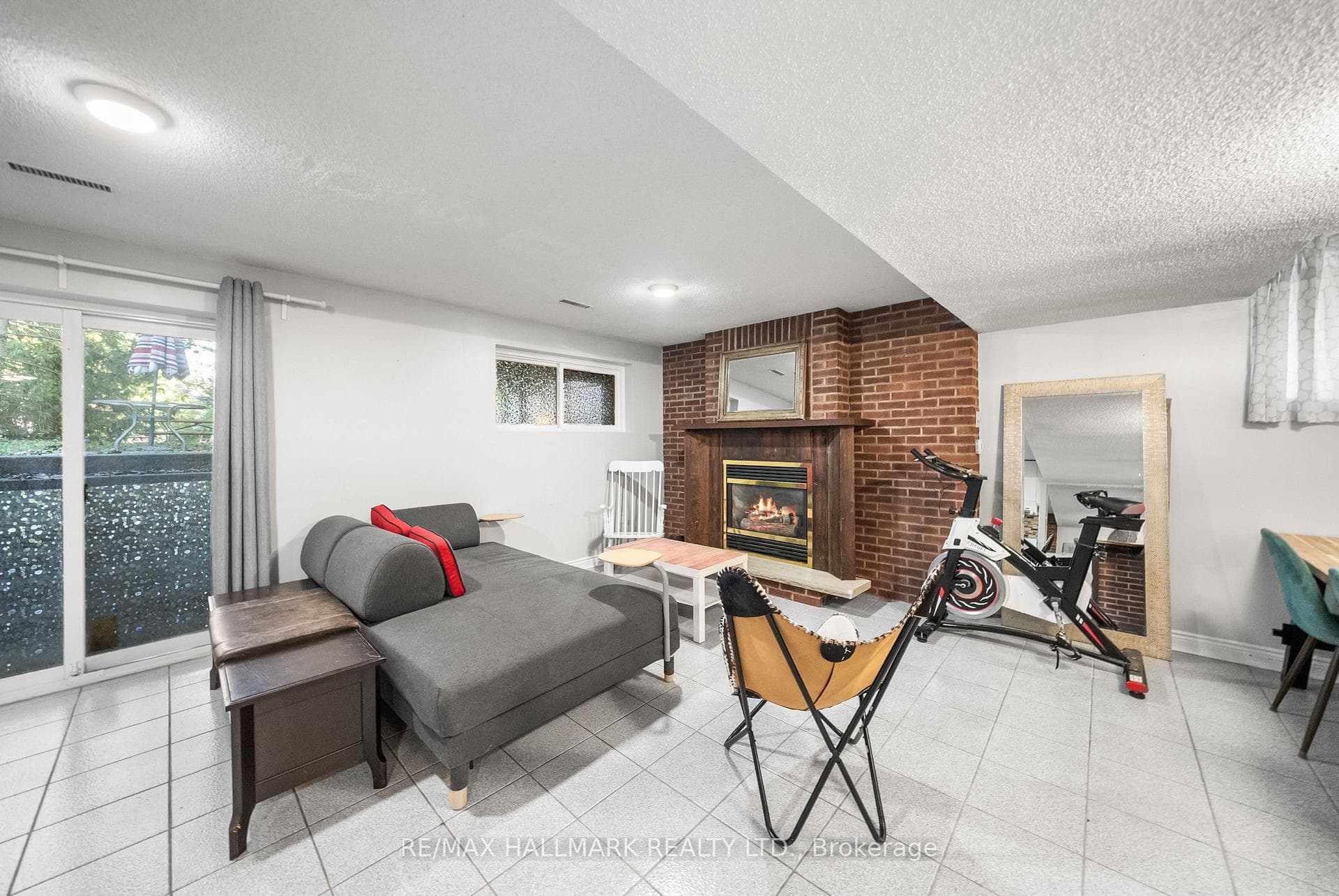 51 Watson Street Unit Bsmnt photo 2