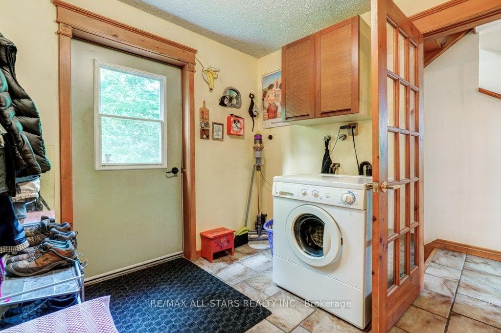 9388 Ravenshoe Road photo 18