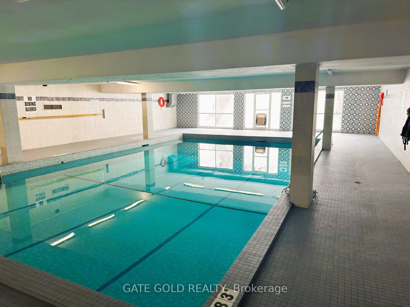 1624 Bloor Street Unit 17 photo 4