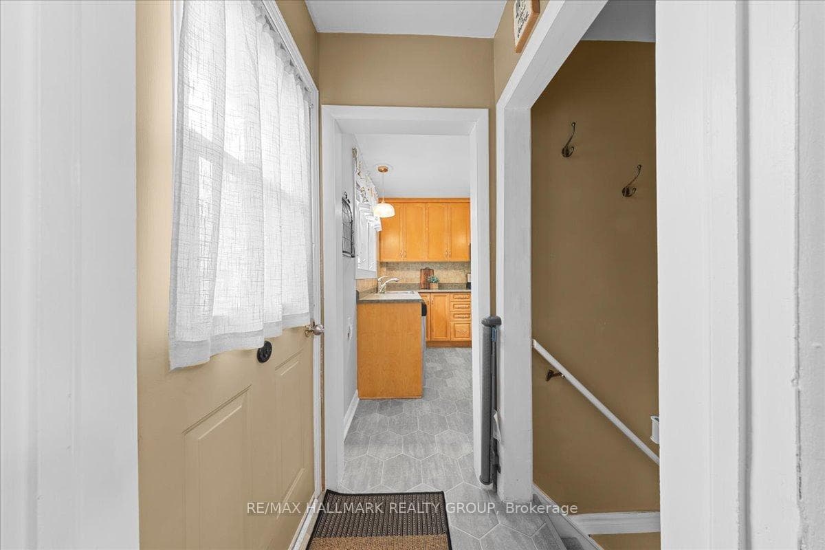 515 Clothier Street photo 15