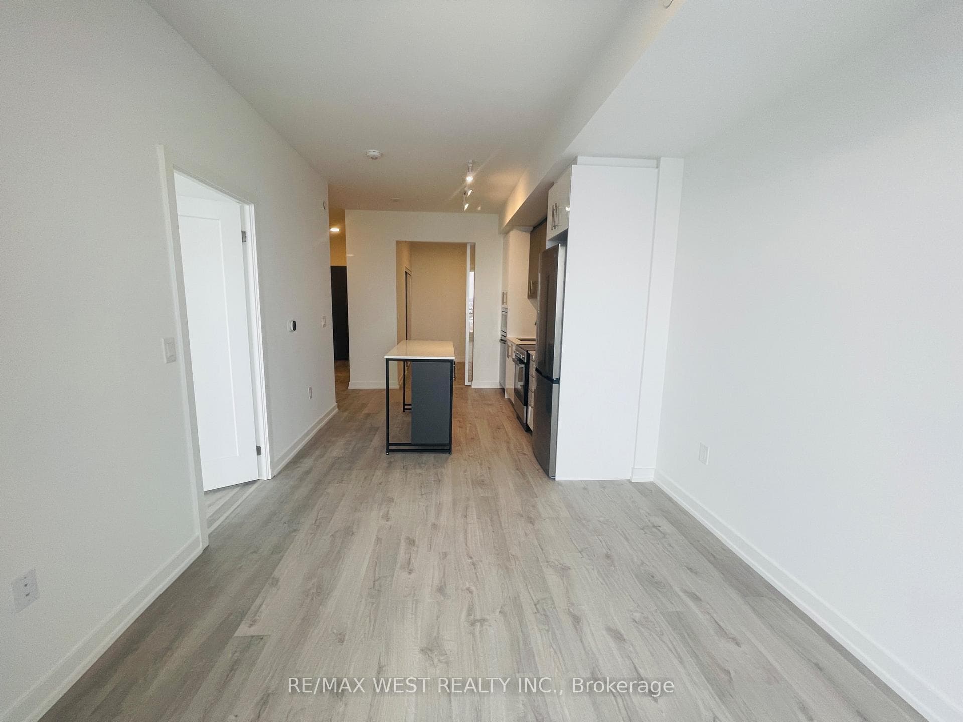 9763 MARKHAM Road Unit 908 photo 12
