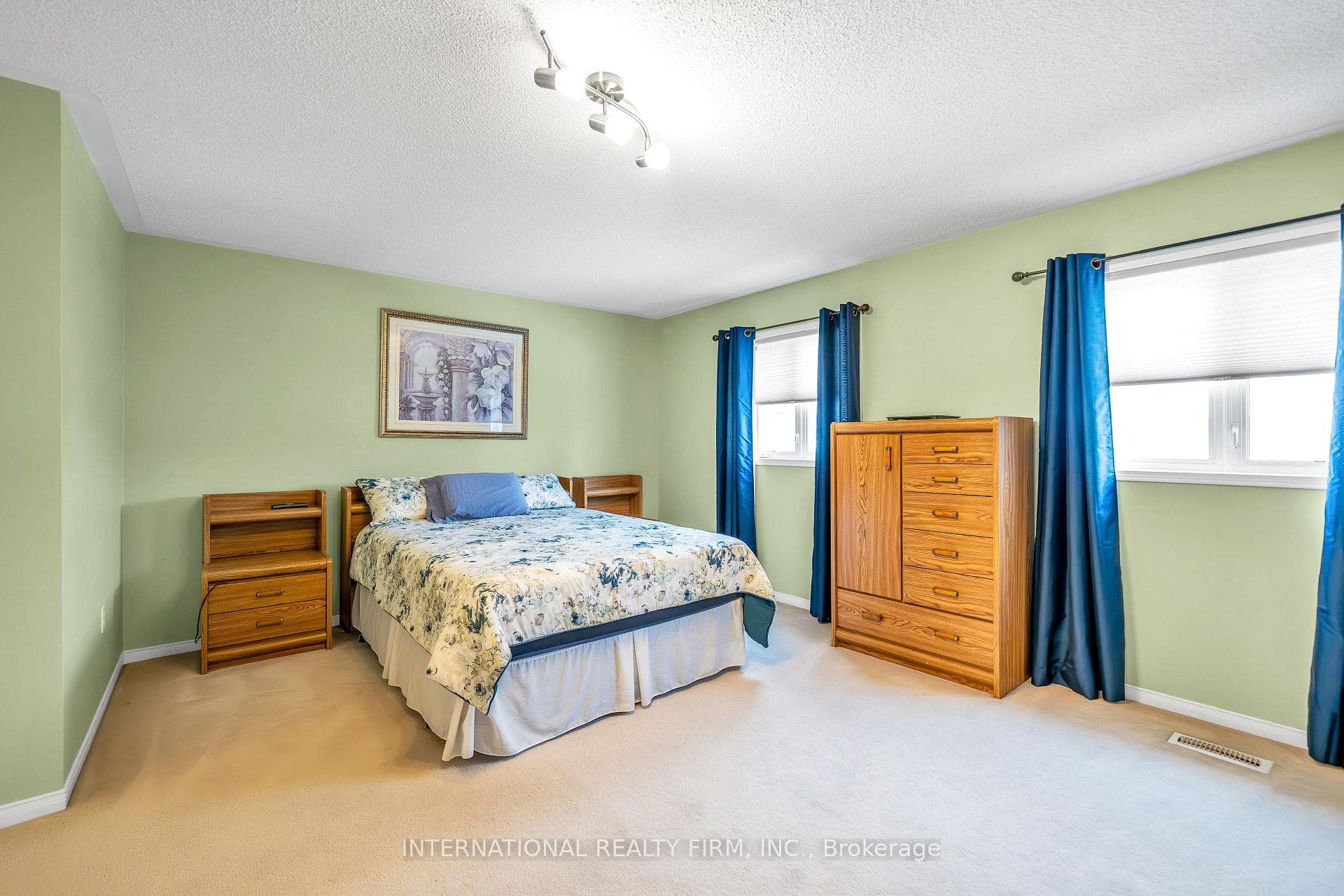 45 Oglevie Drive photo 31