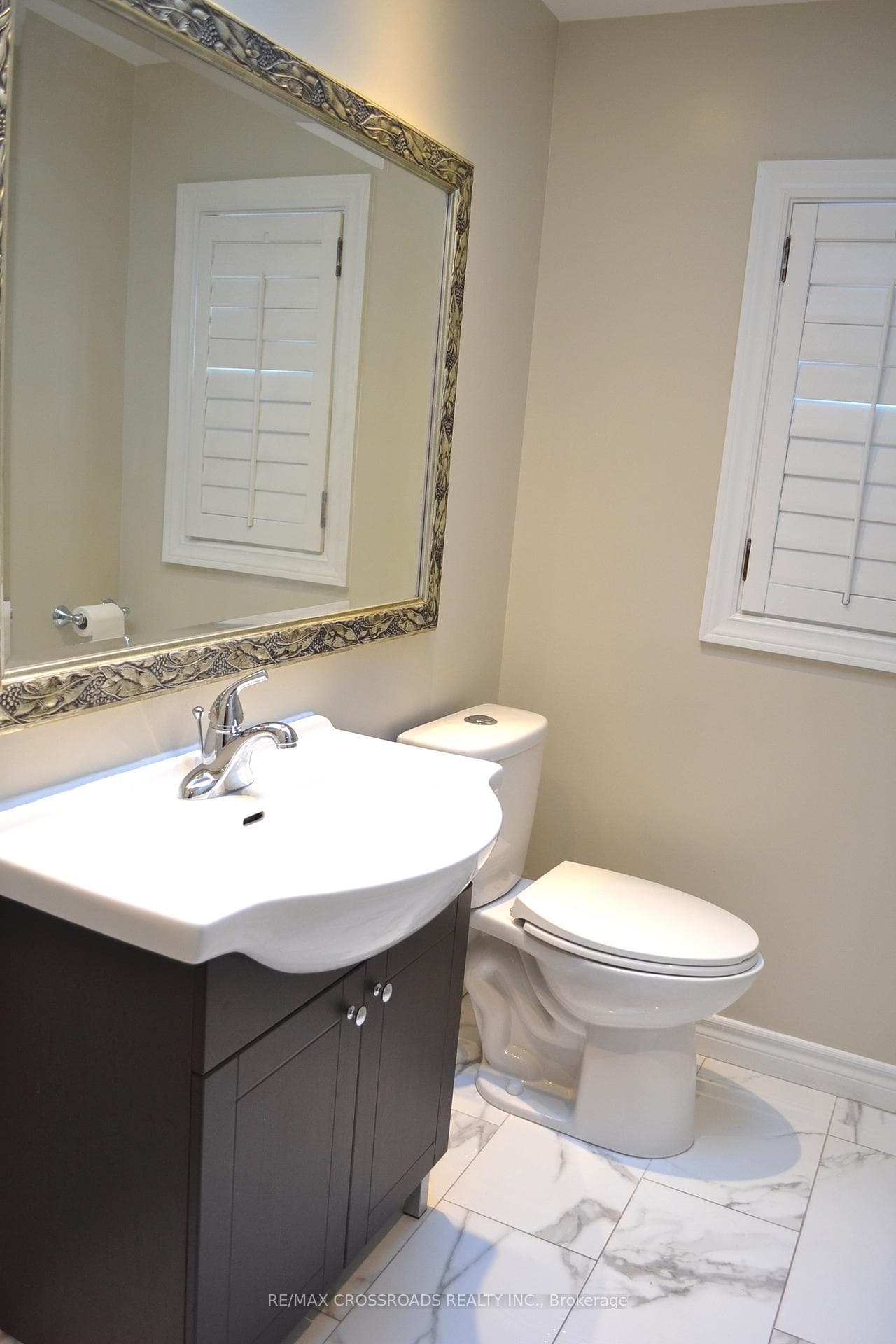 74 Oakley Boulevard photo 15