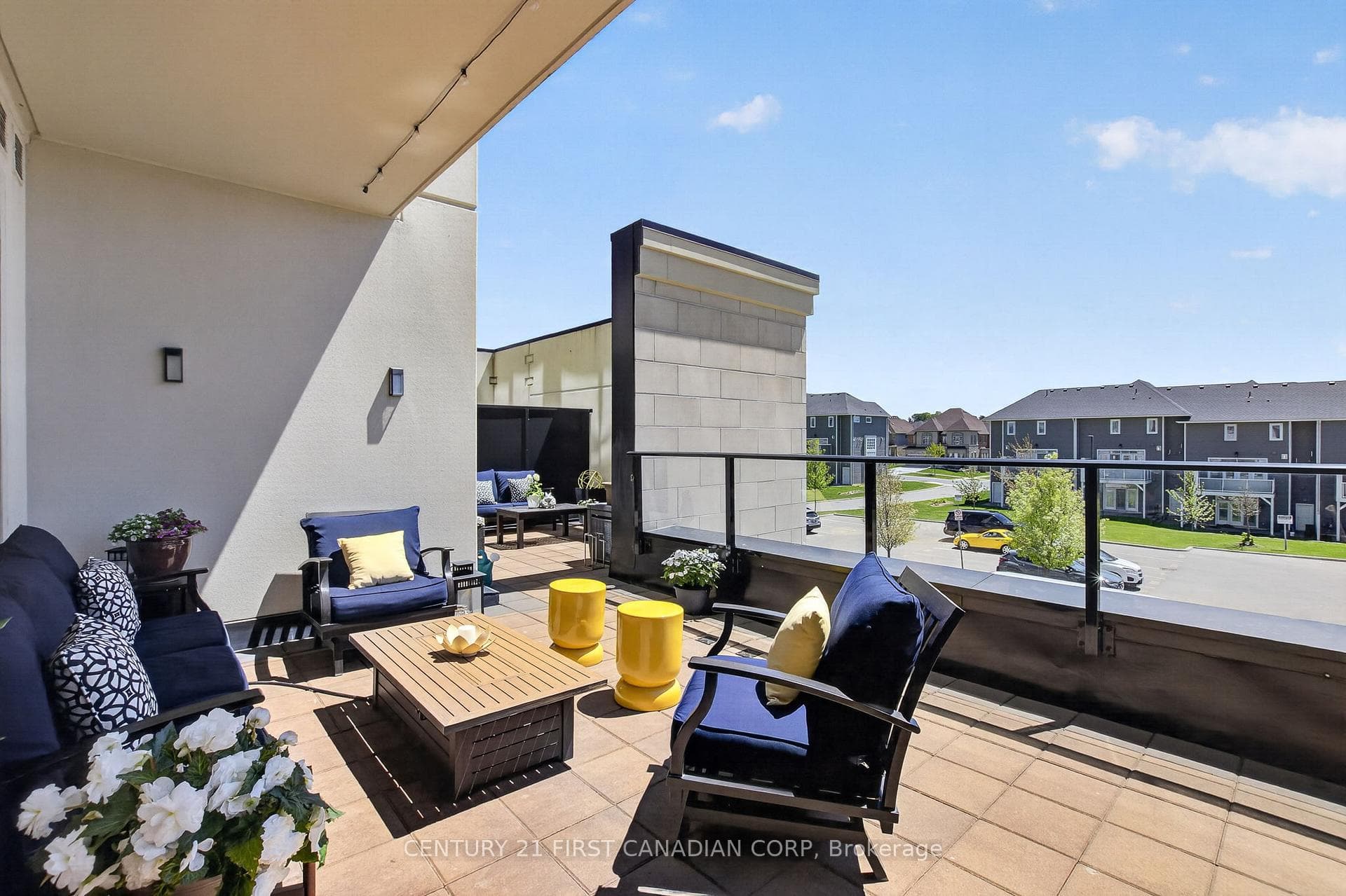 260 Villagewalk Boulevard Unit 208 photo 25