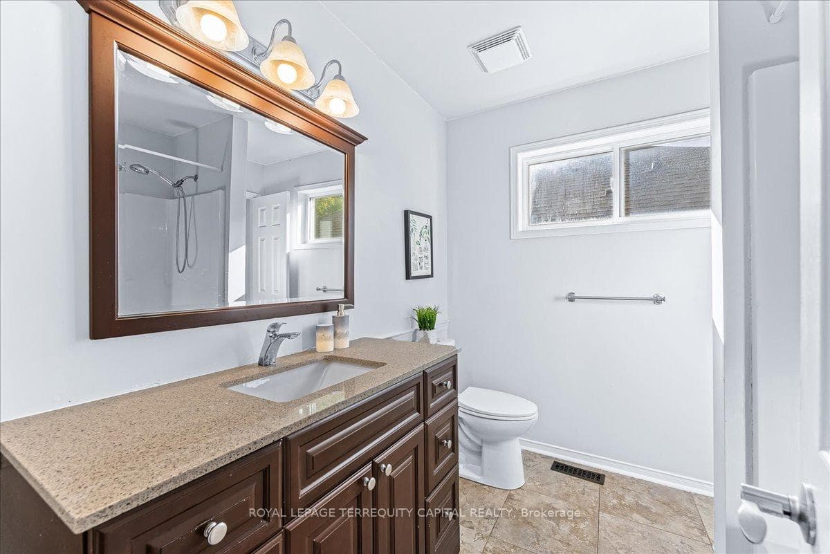 54 Copeman Crescent photo 22