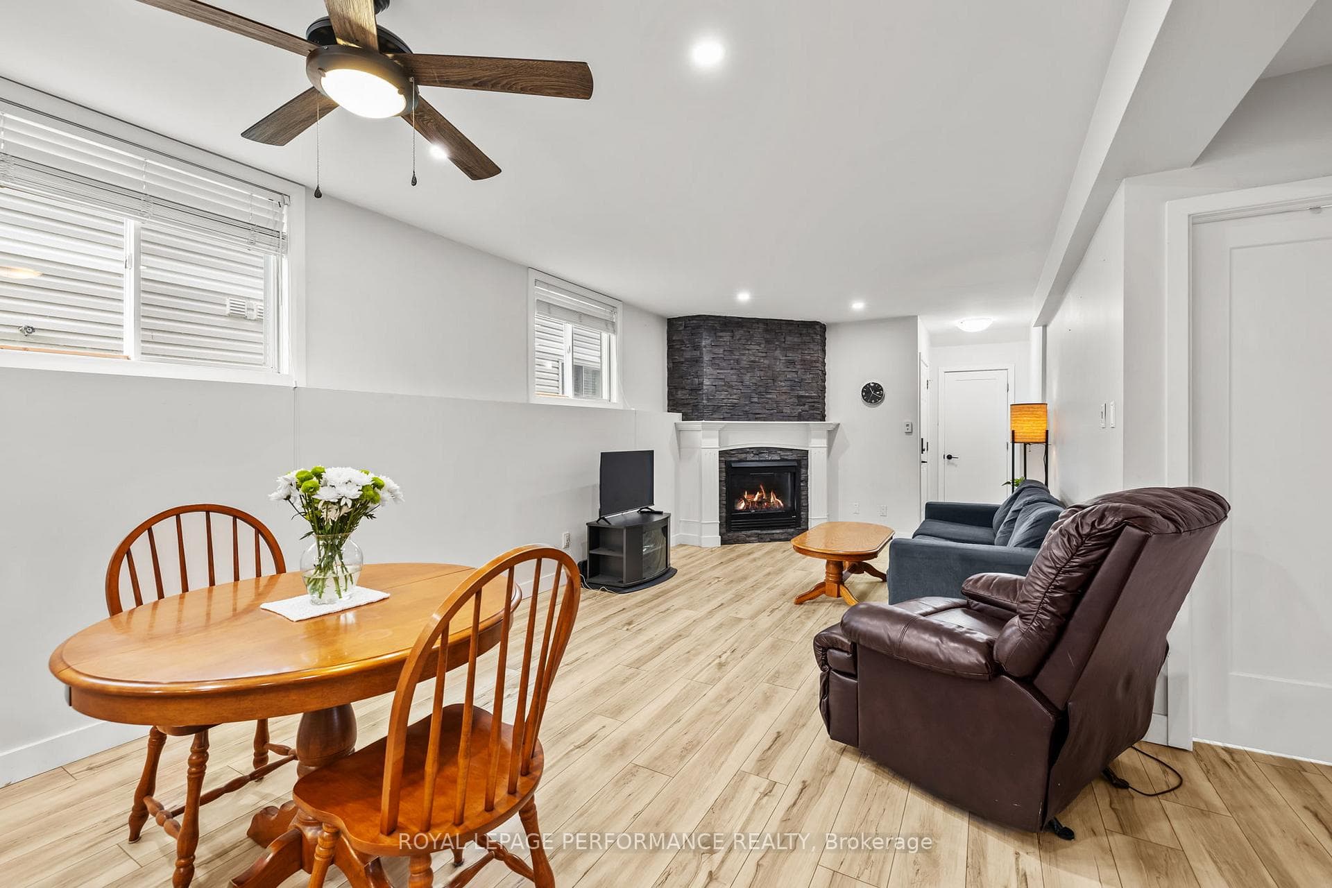 75 LAPOINTE Boulevard Unit 1C photo 15