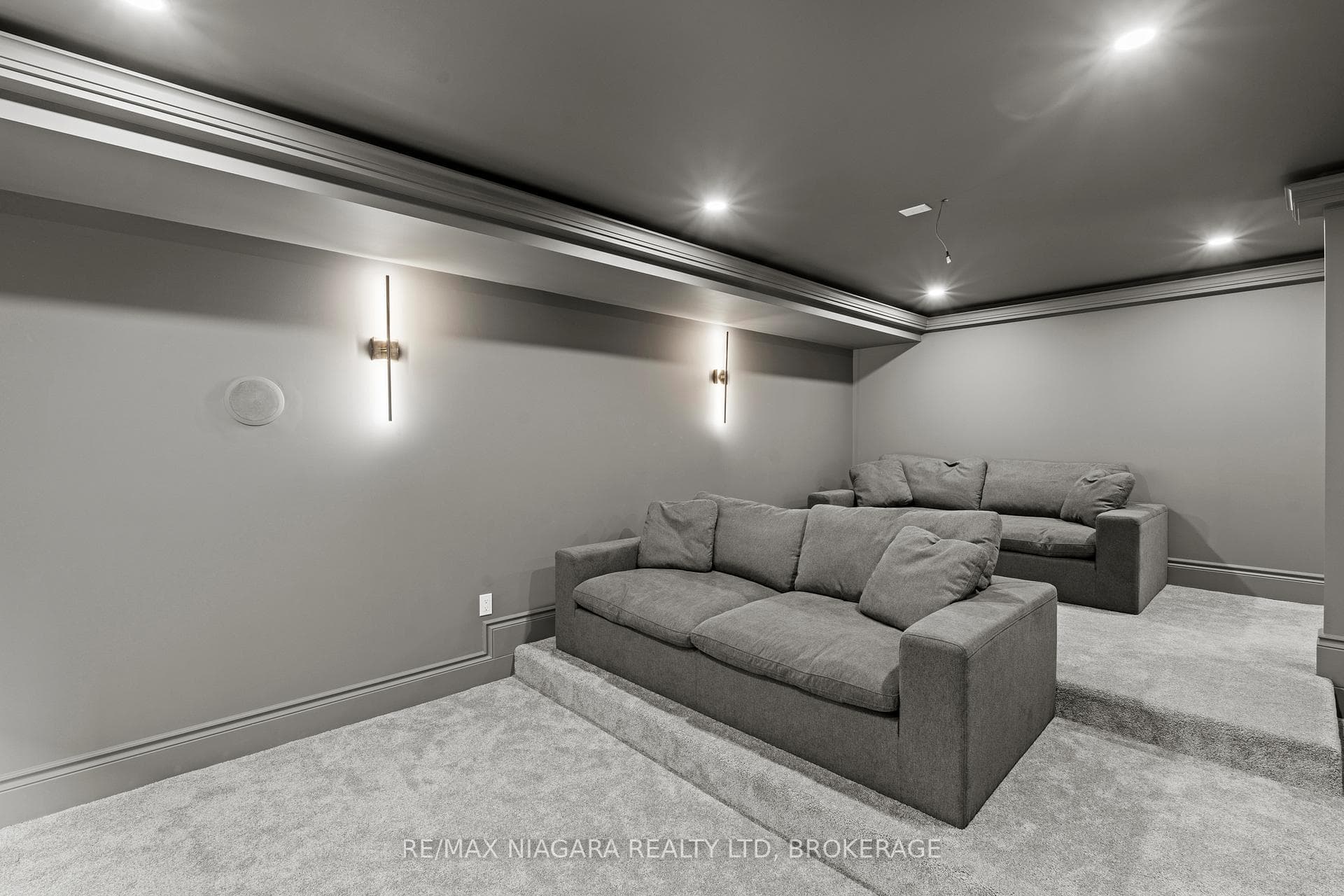 58 Kenmir Avenue photo 36