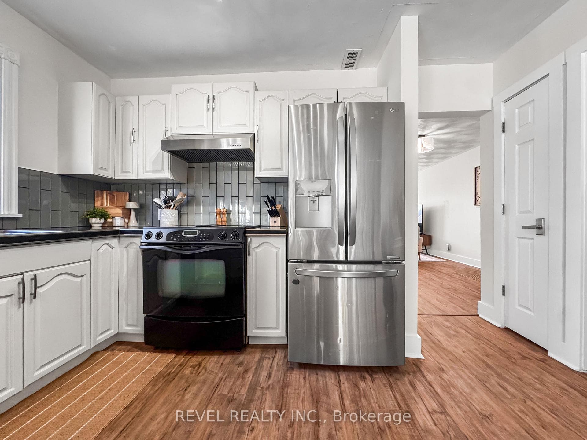 288 Toke Street photo 19