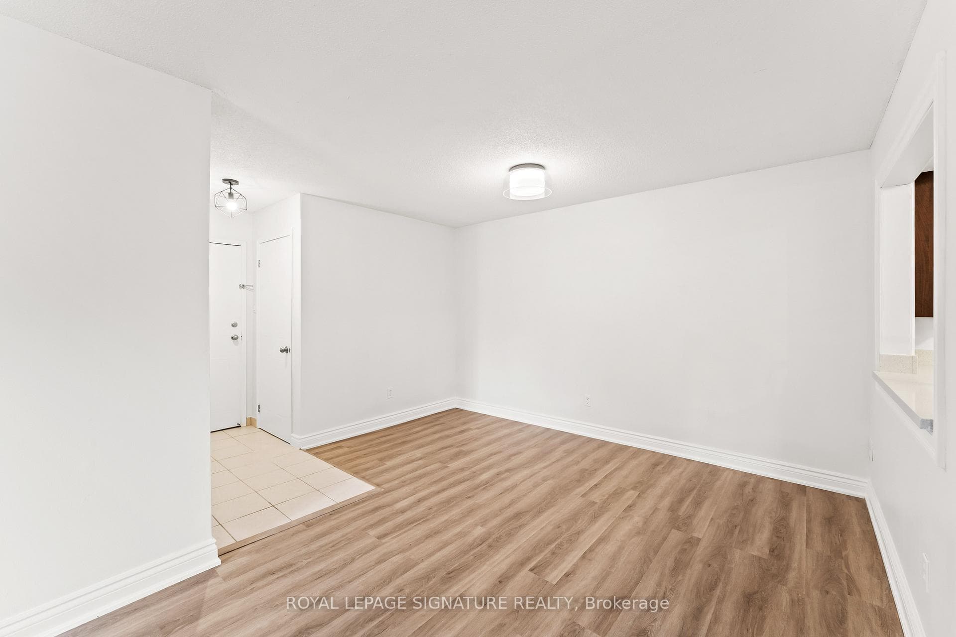 1492 Pilgrams Way Unit 1112 photo 12